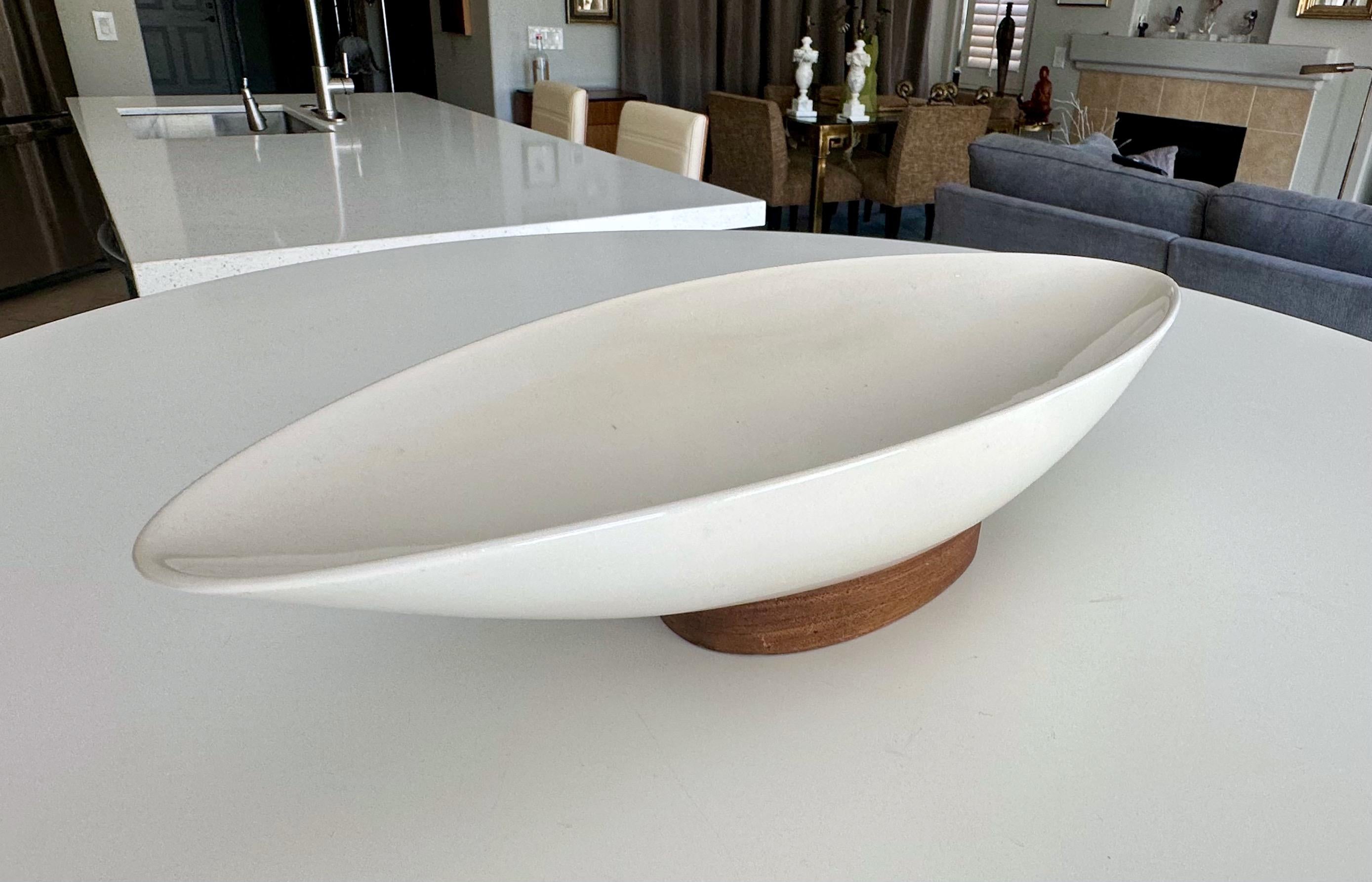 Michael Lax Tazón ovalado Hyalyn 