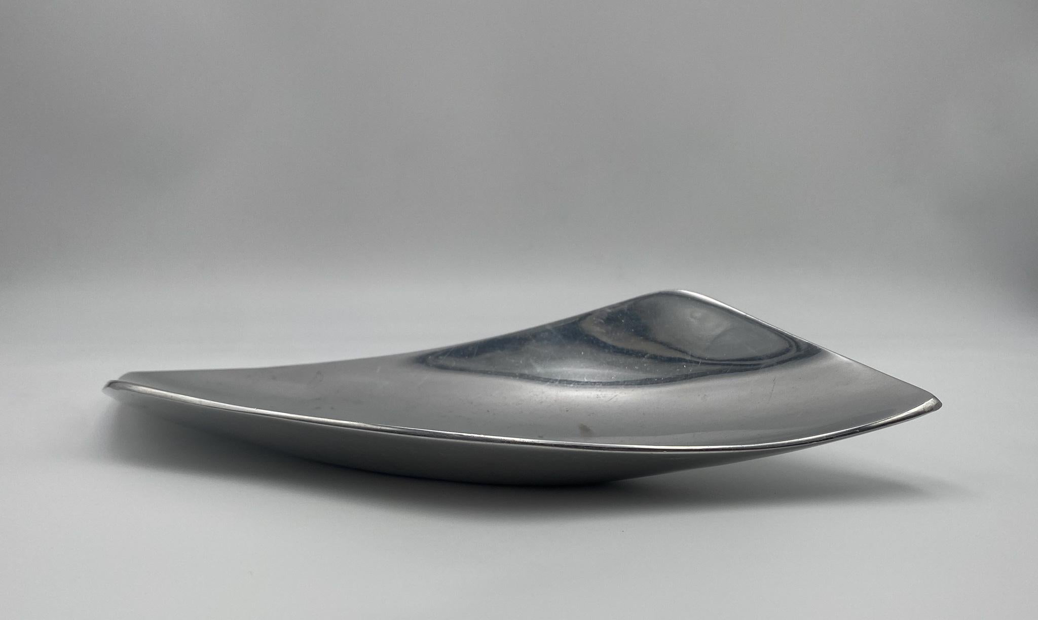 Michael Lax Sculptural Polished Aluminum Bowl for Grainware, 1980's  For Sale 1