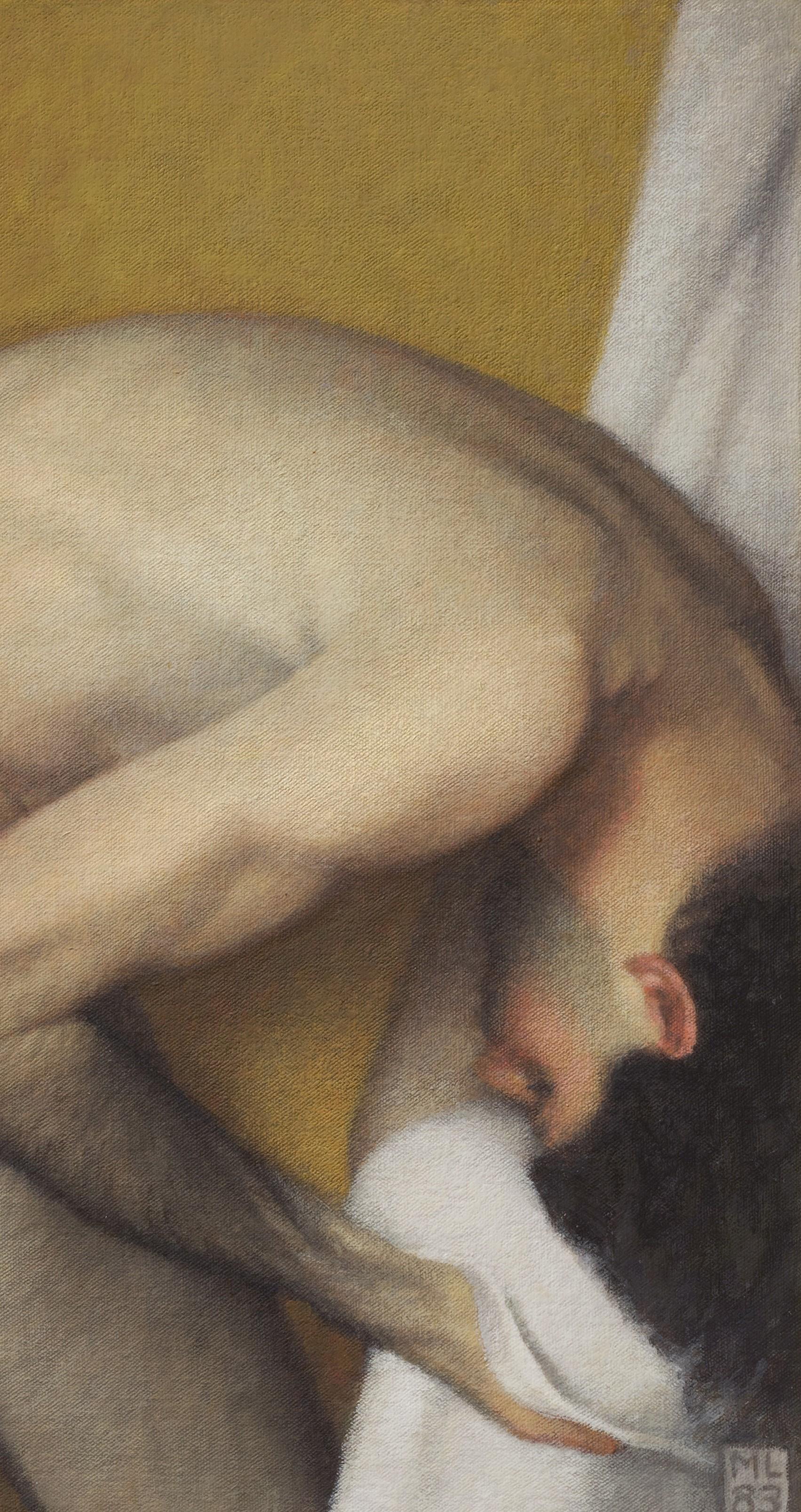 Männlicher Bademeister auf Gold (Braun), Nude Painting, von Michael Leonard