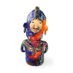 Signora che tiene un Ohr di Michael Lucero