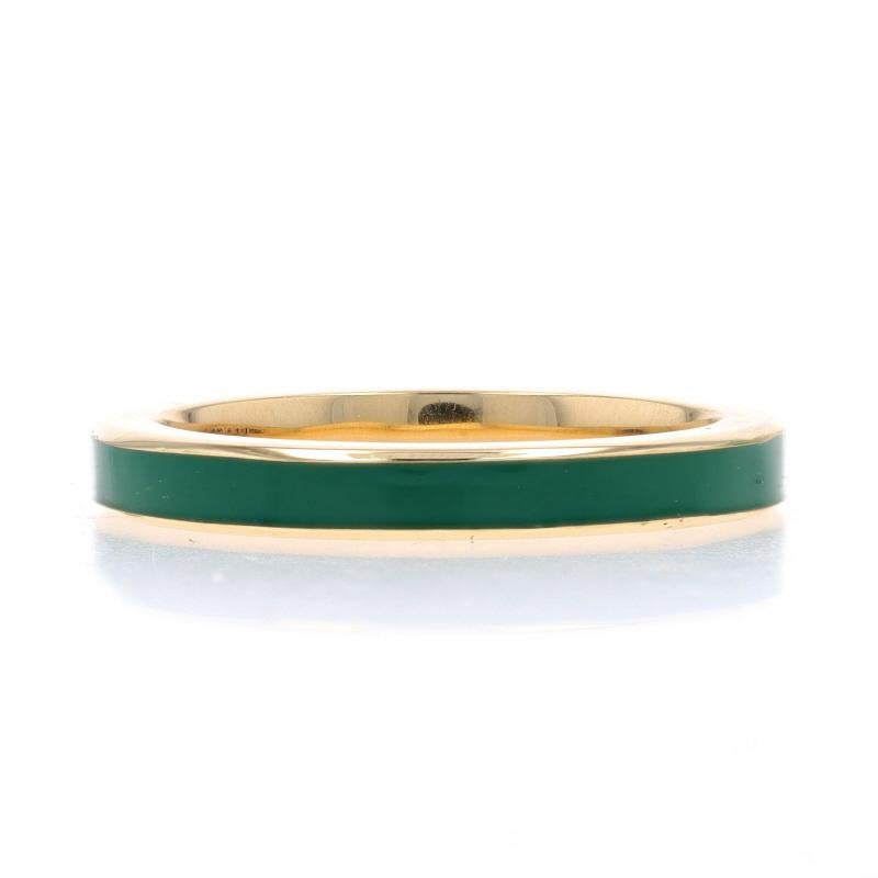 Prix de détail : 720

Taille : 7

Marque : A&M
Design :  Émail vert chromatique

Contenu du métal : Or jaune 14k

Informations sur les matériaux
Émail
Couleur : Vert

Style : Bande
Thème : Rayure
Caractéristiques : Design/One s'étendant sur tout le