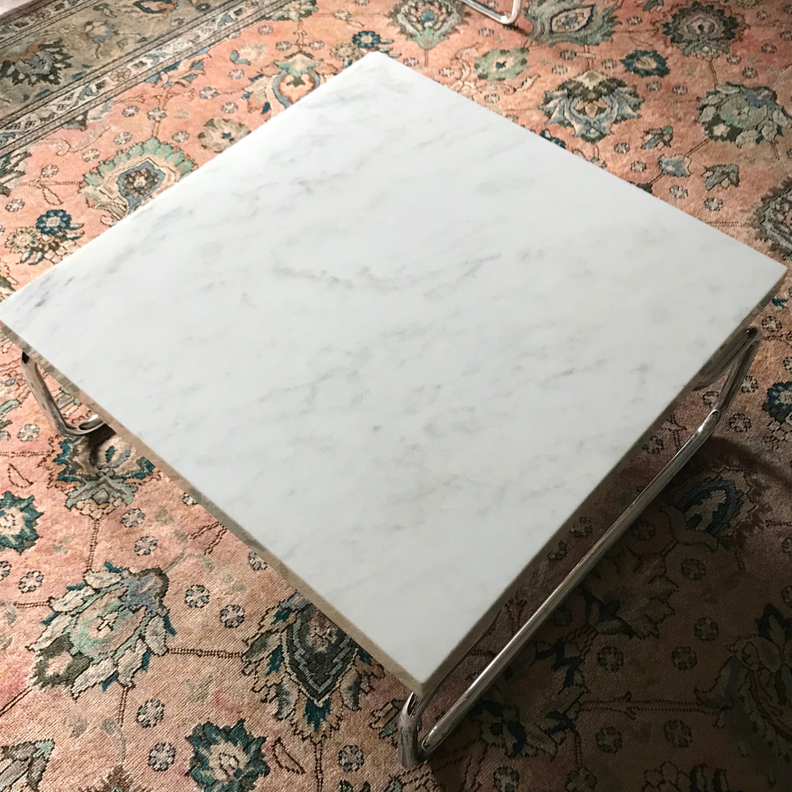 Mid-Century Modern Michael McCarthy for Cassina Carrara Marble & Chrome Table For Sale