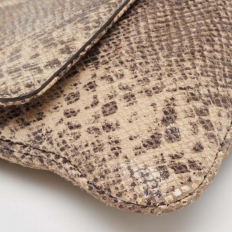 Michael Michael Kors - Borsa a tracolla in pelle goffrata con pitone beige In condizioni discrete in vendita a Dubai, Al Qouz 2