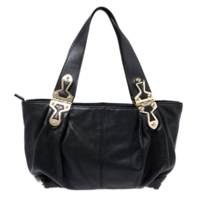 MICHAEL Michael Kors Black Leather Stud Bottom Hobo In condizioni buone in vendita a Dubai, Al Qouz 2