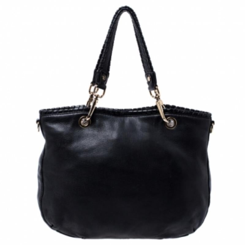 Michael Kors - Borsa con nappe in pelle nera In condizioni buone in vendita a Dubai, Al Qouz 2