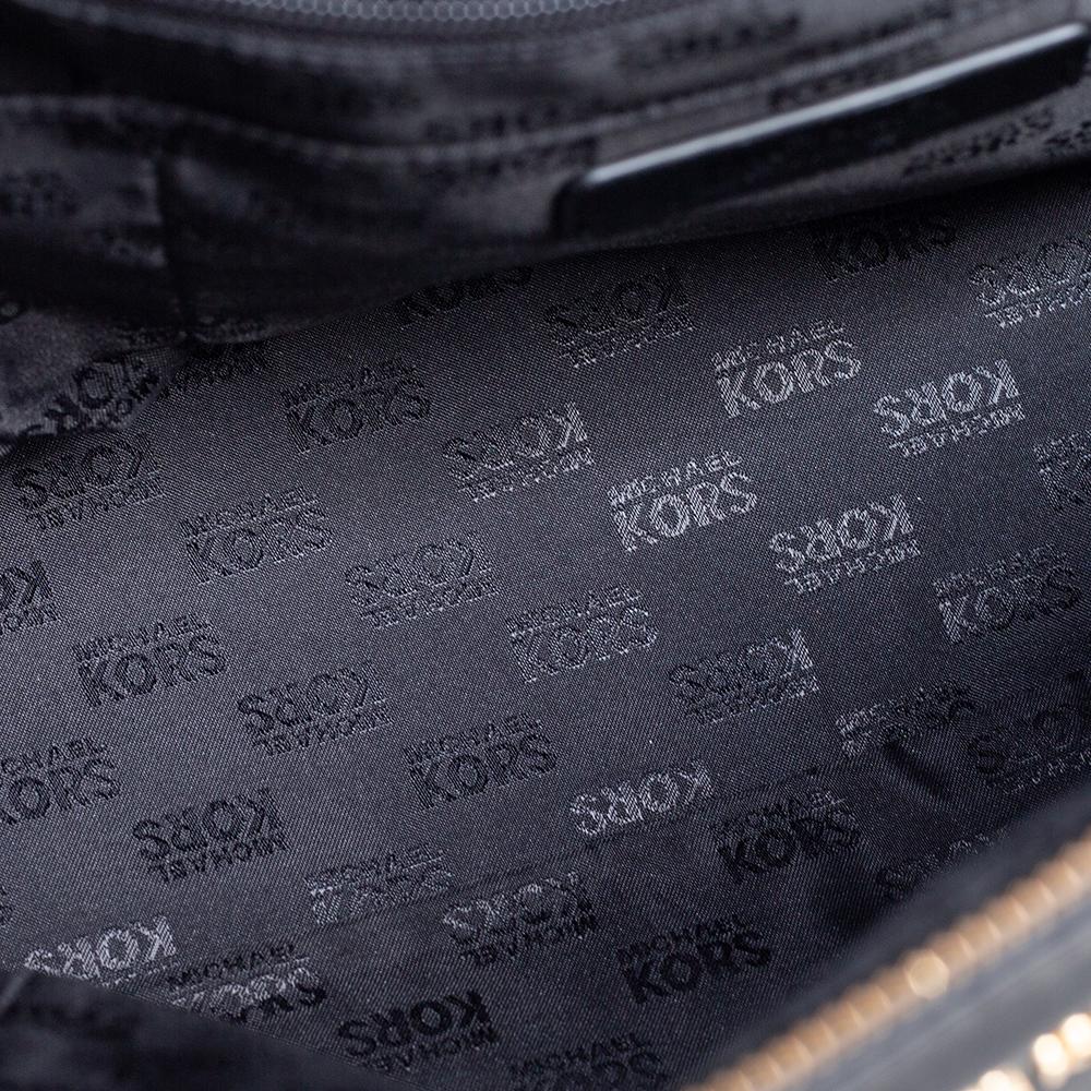 MICHAEL Michael Kors Schwarze Sandrine-Tasche aus Saffiano-Leder im Angebot 3