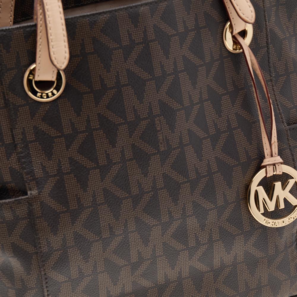 MICHAEL Michael Kors Dark Brown Signature Coated Canvas And Leather Jet Set Tote In Good Condition In Dubai, Al Qouz 2