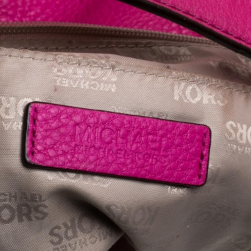 MICHAEL Michael Kors Fuchsia Leather Fulton Hobo For Sale 4