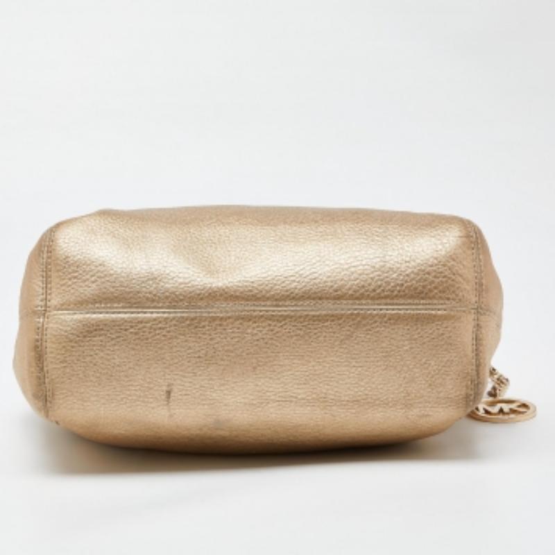MICHAEL Michael Kors - Sac à cordon Frankie en cuir doré en vente 2