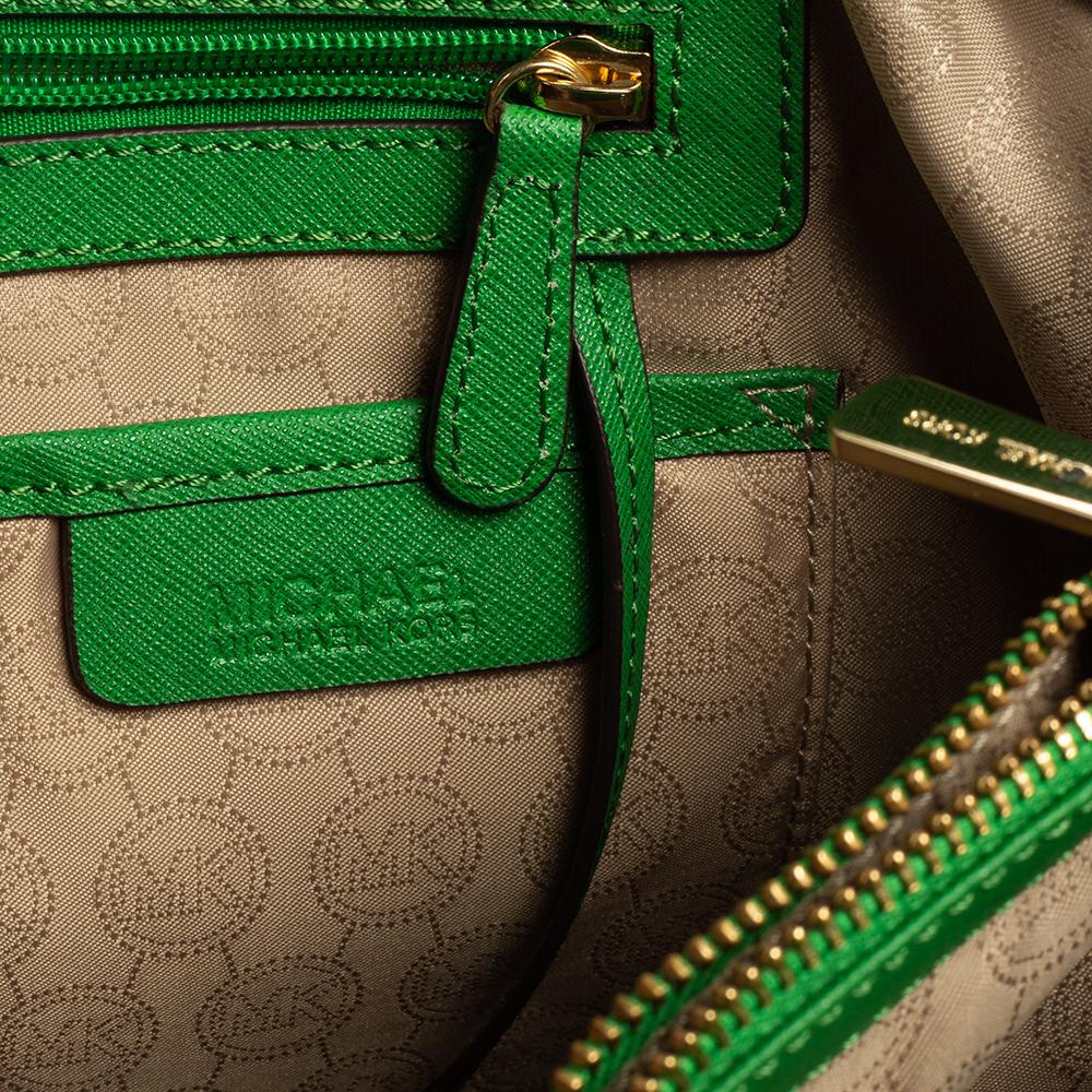 MICHAEL Michael Kors Grünes Saffiano-Leder Cynthia Tote im Angebot 3