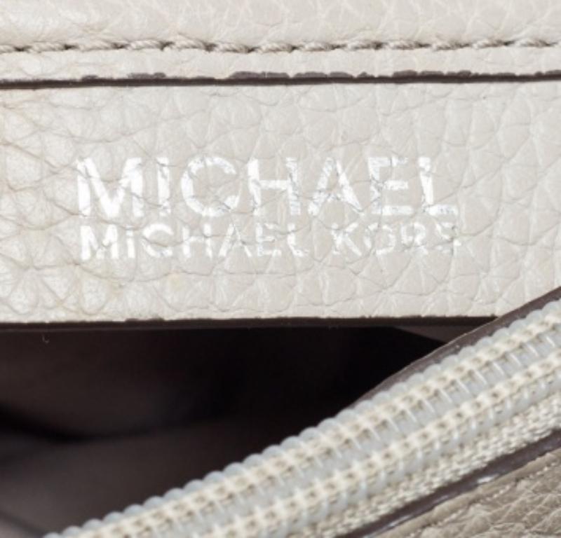 Michael Kors - Tote in pelle grigia Anabelle In condizioni buone in vendita a Dubai, Al Qouz 2