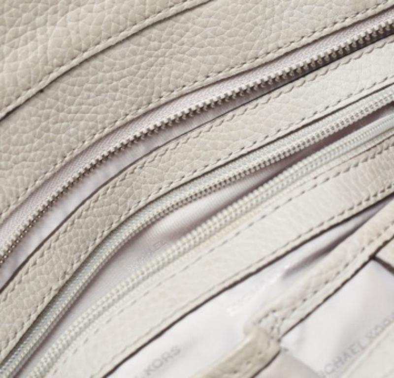 Michael Kors - Tote in pelle grigia Anabelle in vendita 1