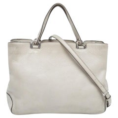 Graue Tote Bags
