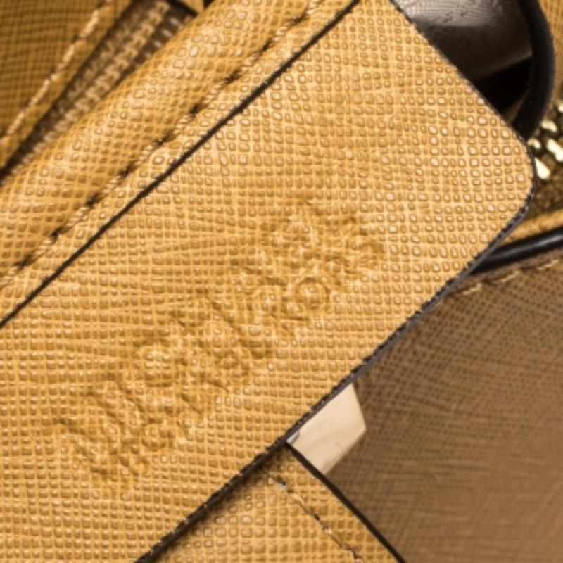 MICHAEL Michael Kors Hellbraune Leder-Tasche mit Metallgriff Damen im Angebot