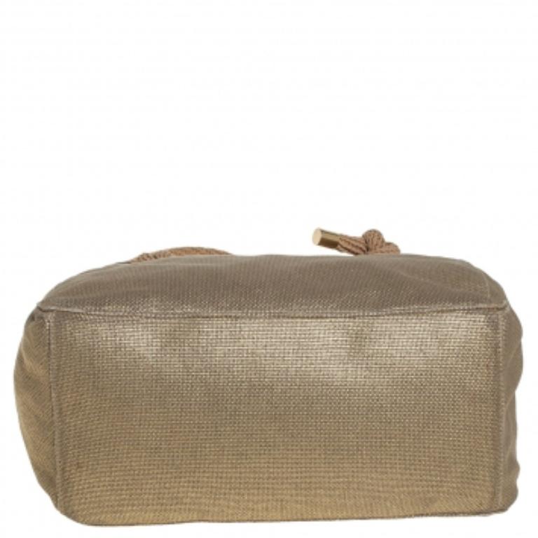 MICHAEL Michael Kors Metallic Beige/Brown Canvas and Leather Large Isla Tote In Fair Condition For Sale In Dubai, Al Qouz 2