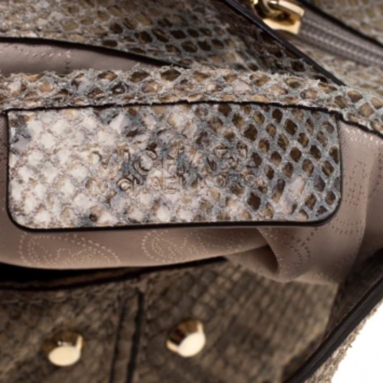Donna Michael Kors - Borsa Astor in pelle goffrata di pitone verde oliva in vendita