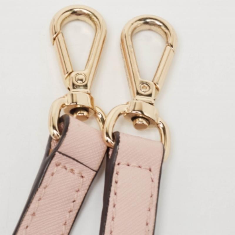 Beige MICHAEL Michael Kors - Sac à bandoulière moyen Selma en cuir Saffiano rose en vente