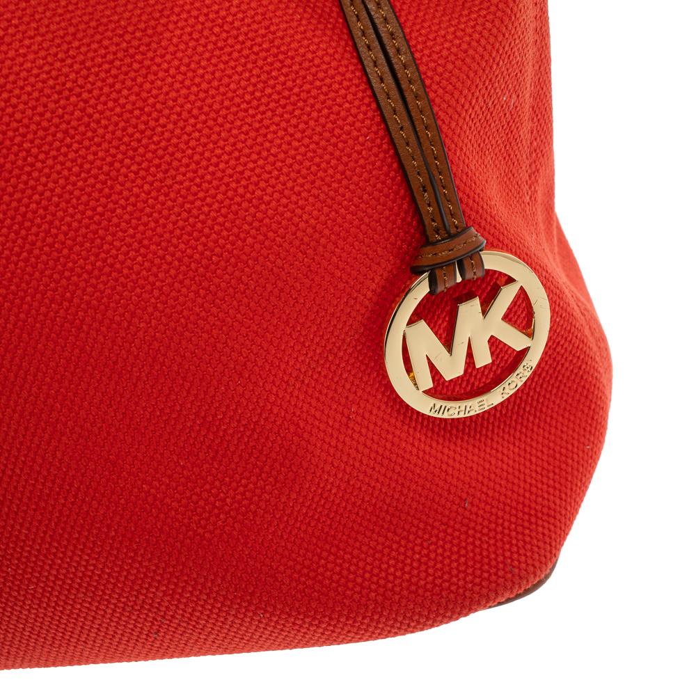 Michael Kors - Sac seau Marina en toile et cuir rouge avec cordon de serrage 4