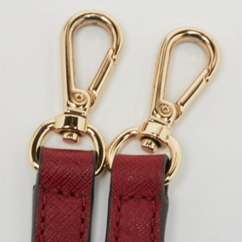 MICHAEL Michael Kors Rote Mini Cynthia Tragetasche aus Leder im Angebot 3