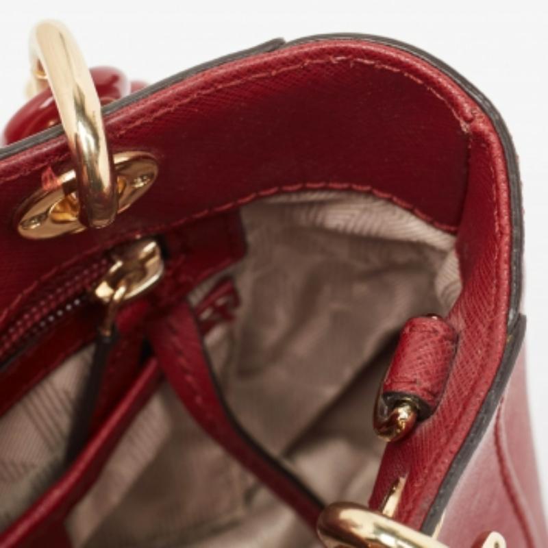 MICHAEL Michael Kors Rote Mini Cynthia Tragetasche aus Leder im Angebot 4
