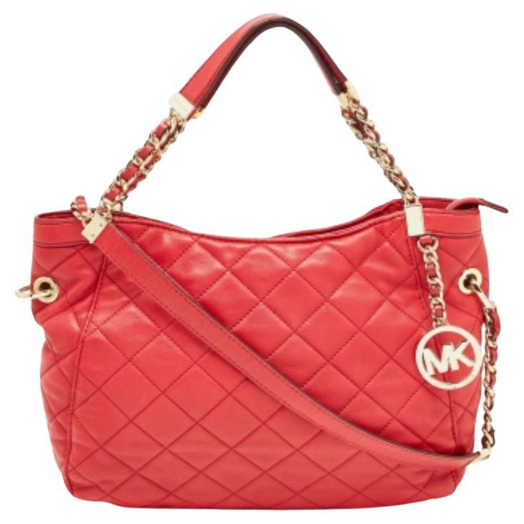 Michael Michael Kors - Hobo con charme in pelle trapuntata rossa in vendita