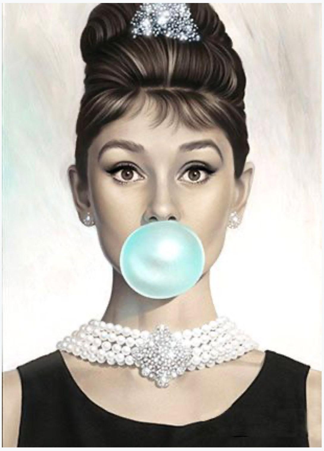 Audrey Hepburn, Tiffany Blue