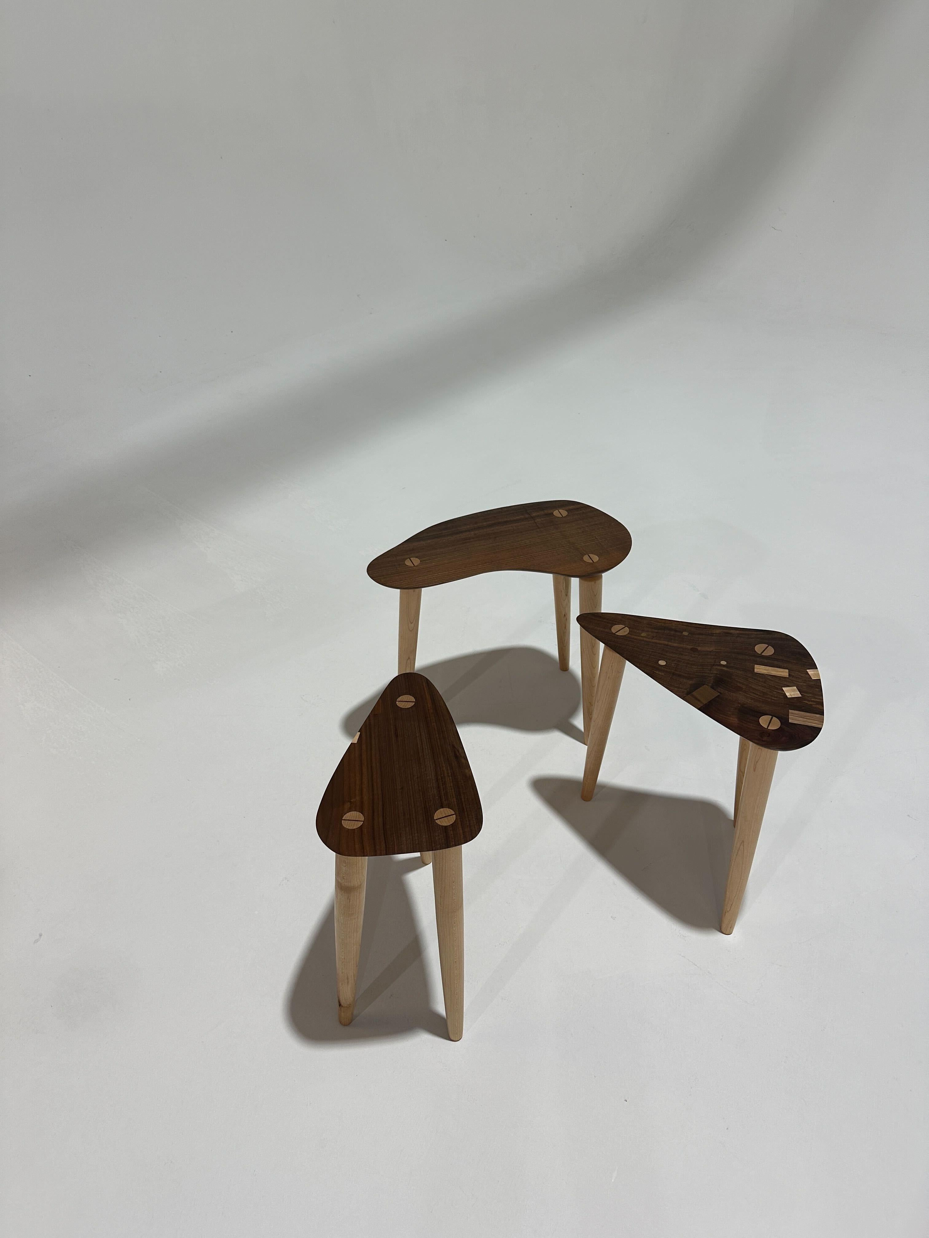 Michael Oates - Cattywampus Turned Leg Side Table Set of 3 For Sale 2