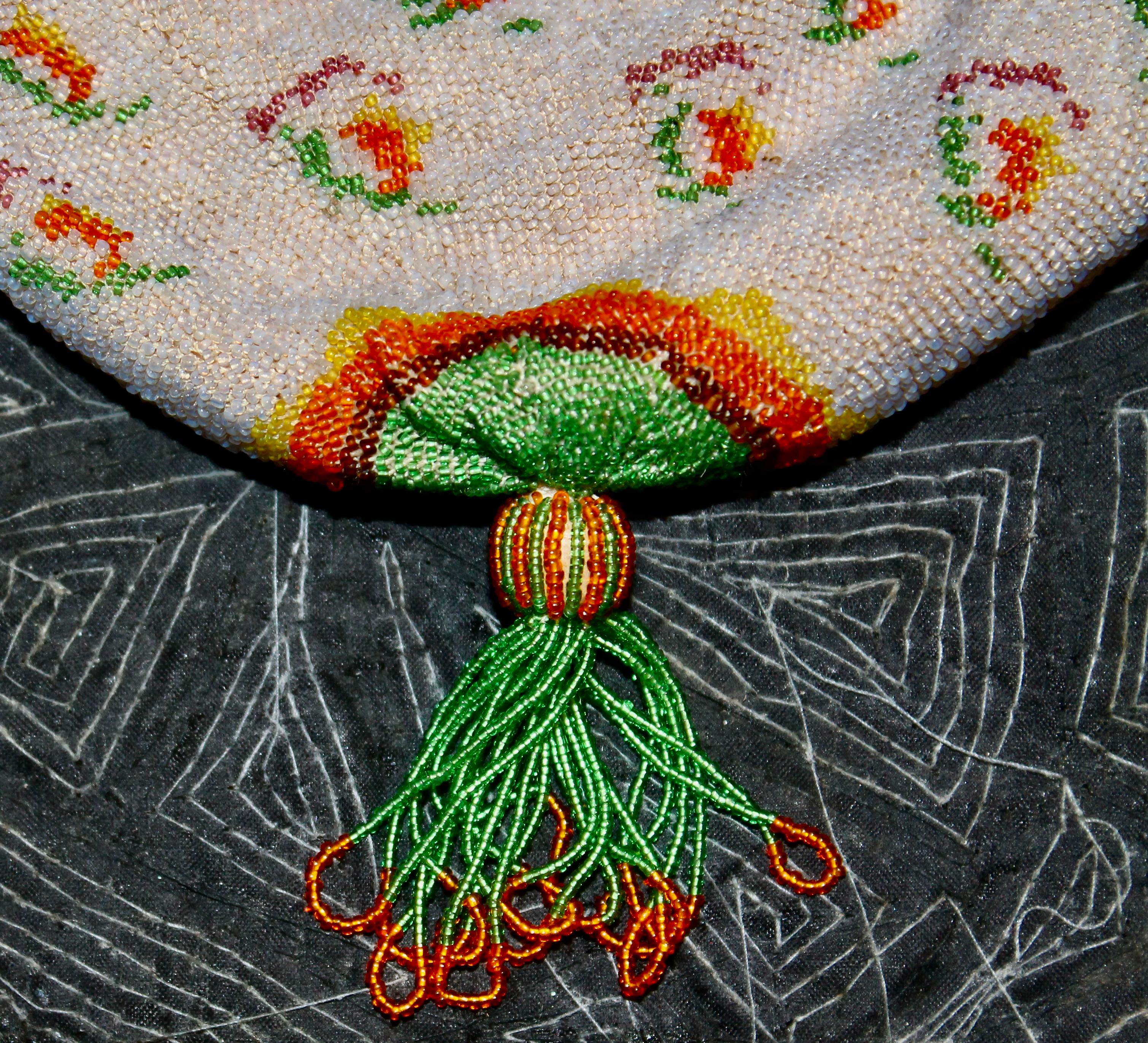 Michael Powolny Attributed WW Beaded Bag In Good Condition For Sale In Sharon, CT