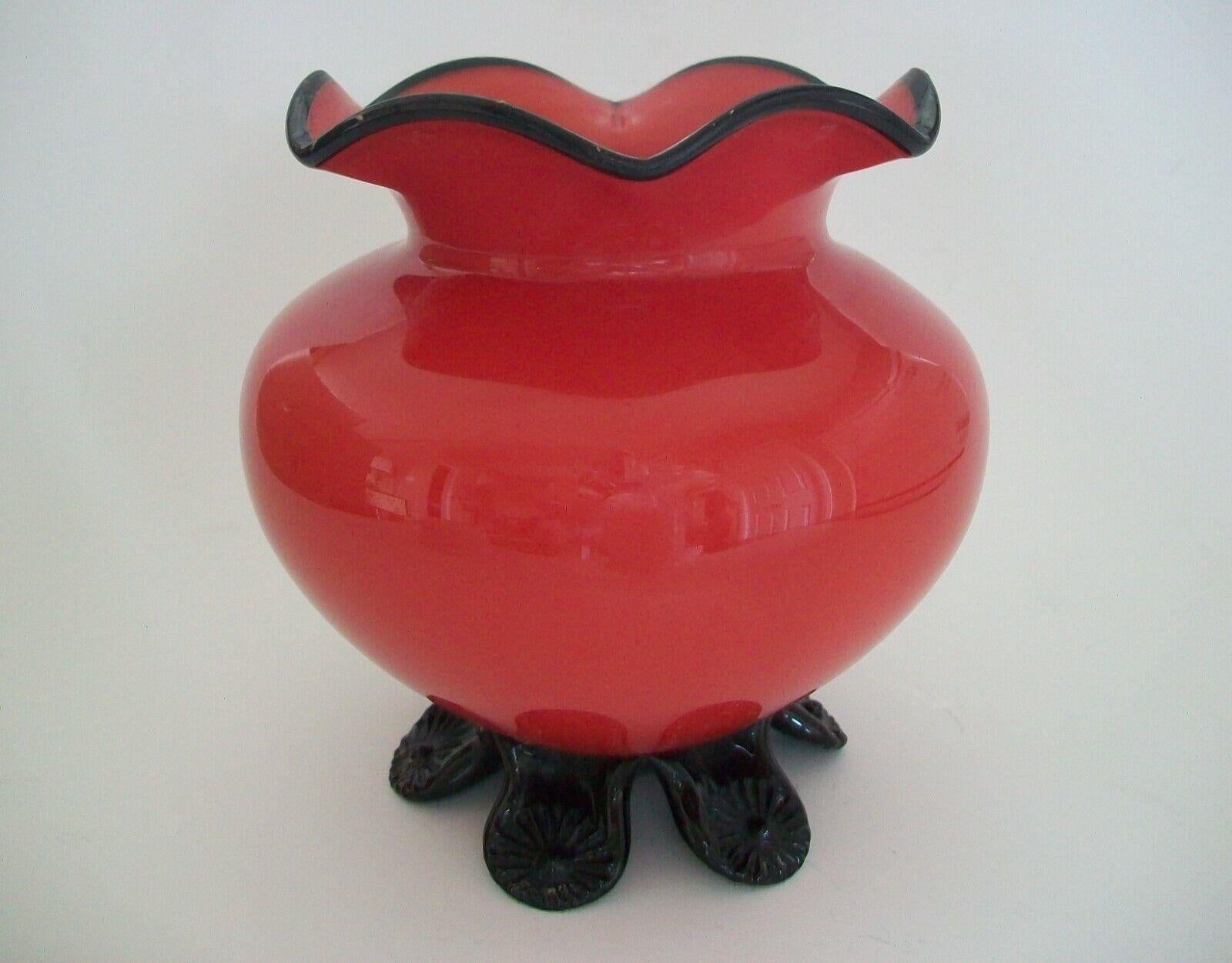 Hand-Crafted Michael Powolny - Loetz - Bohemian Red Tango Glass Vase - C.R., Early 20th C For Sale