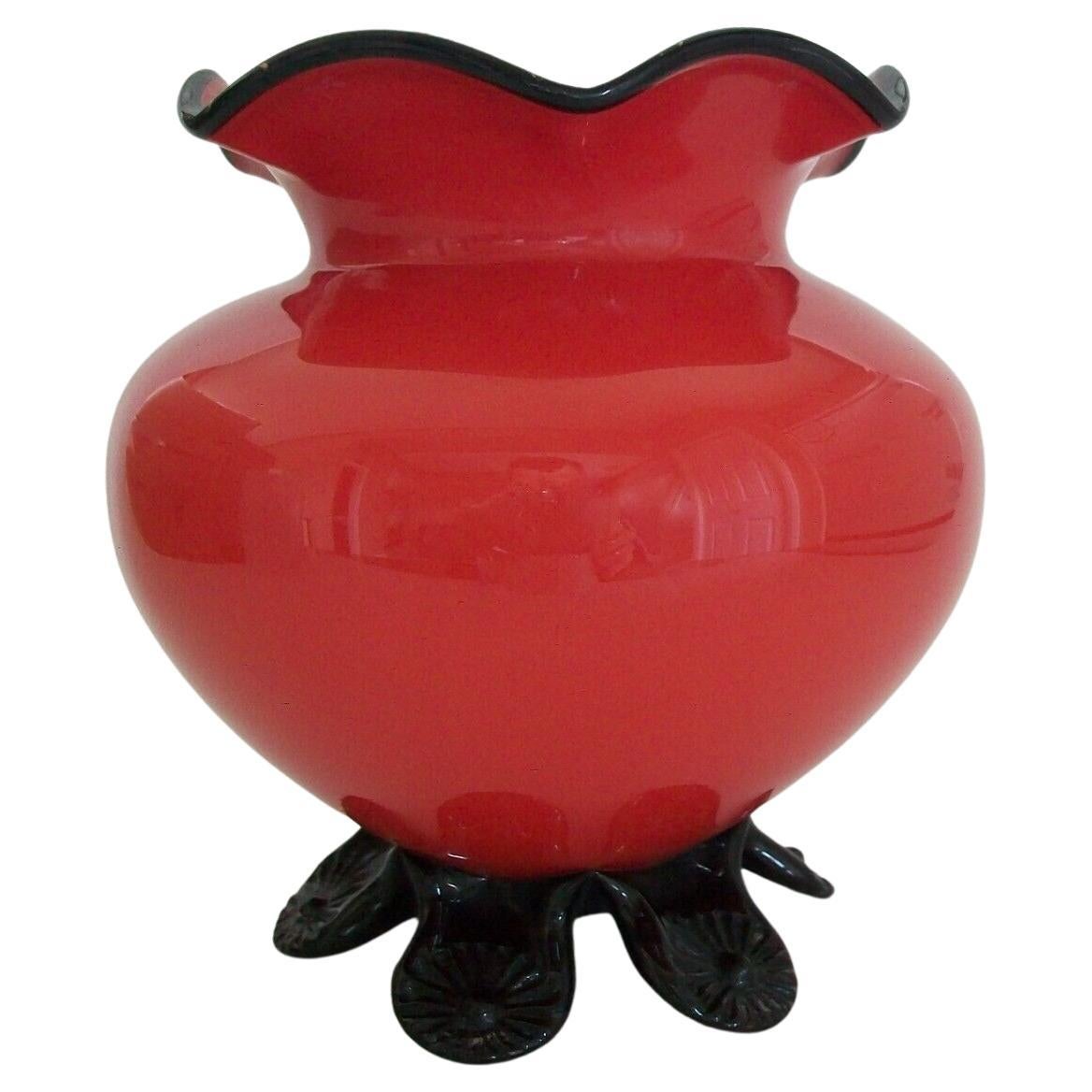 Michael Powolny - Loetz - Bohemian Red Tango Glass Vase - C.R., Early 20th C For Sale