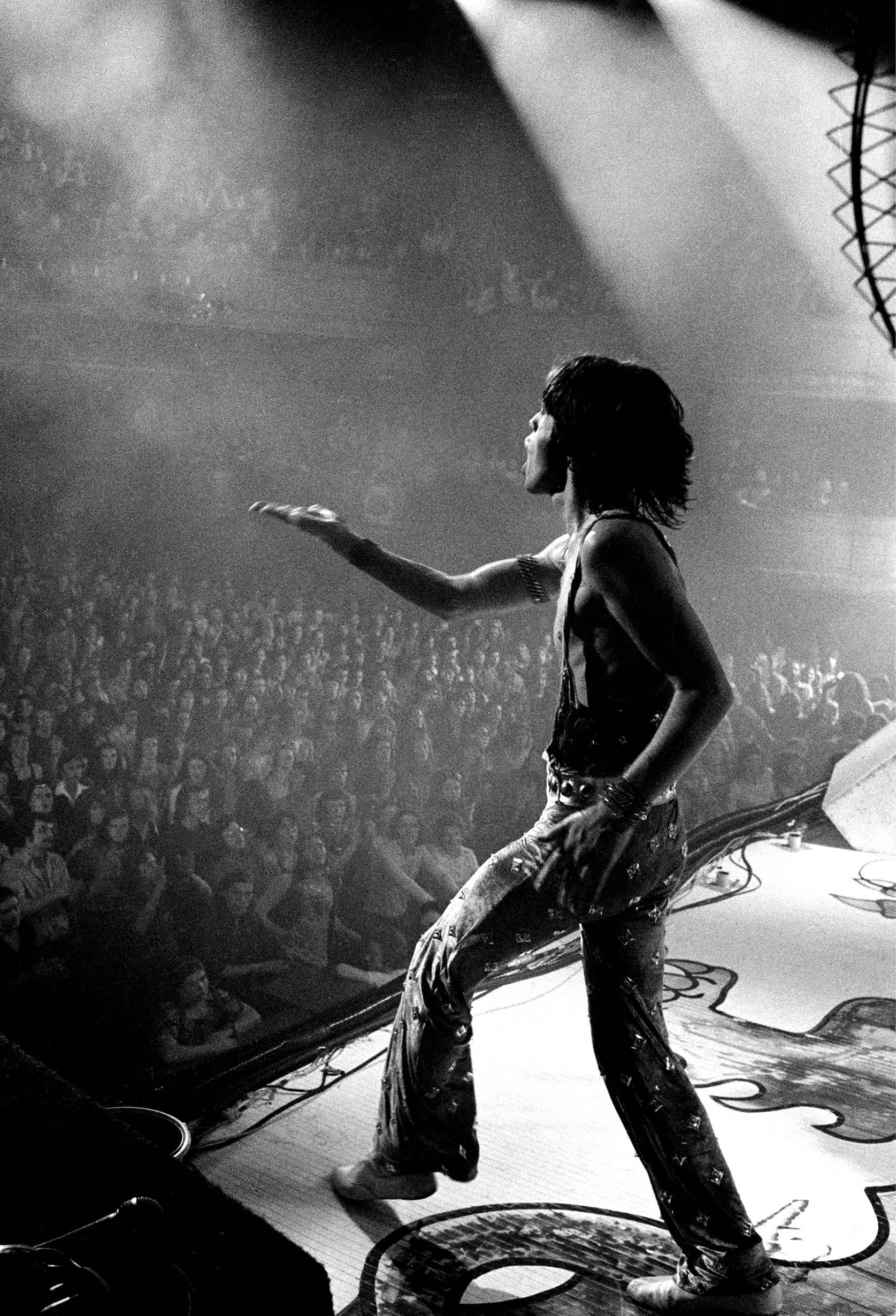 Michael Putland Portrait Photograph - Mick Jagger, Glasgow 1973