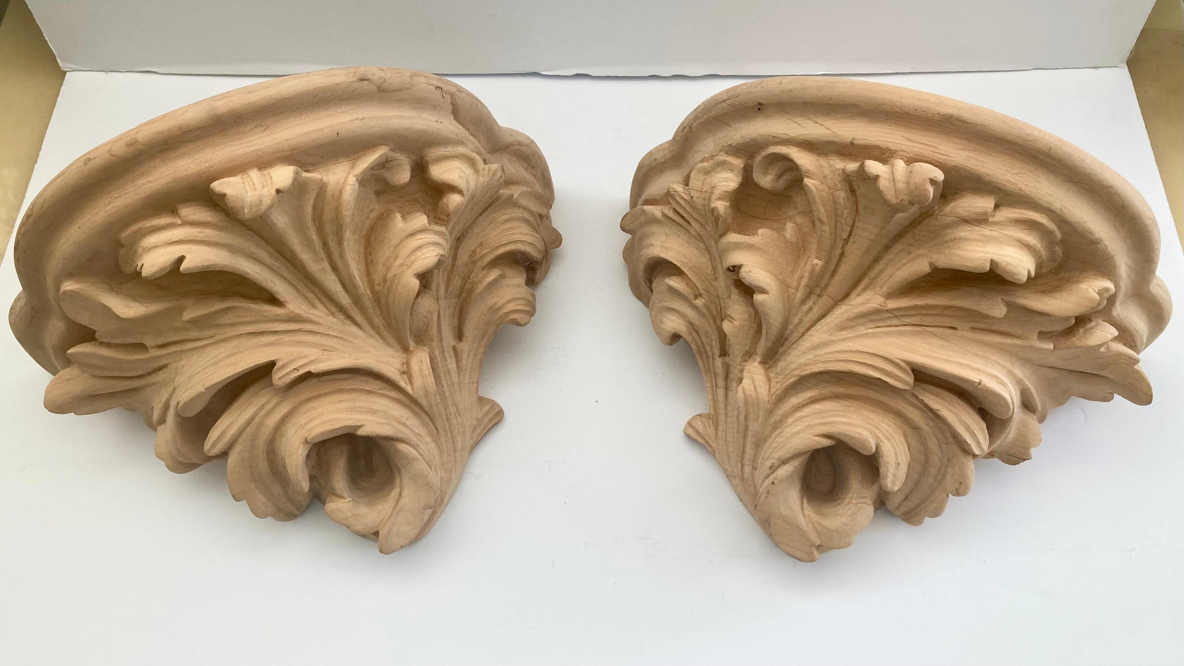 Legno Michael Taylor, staffe da parete naturali a foglie d'acanto, una coppia #2 in vendita