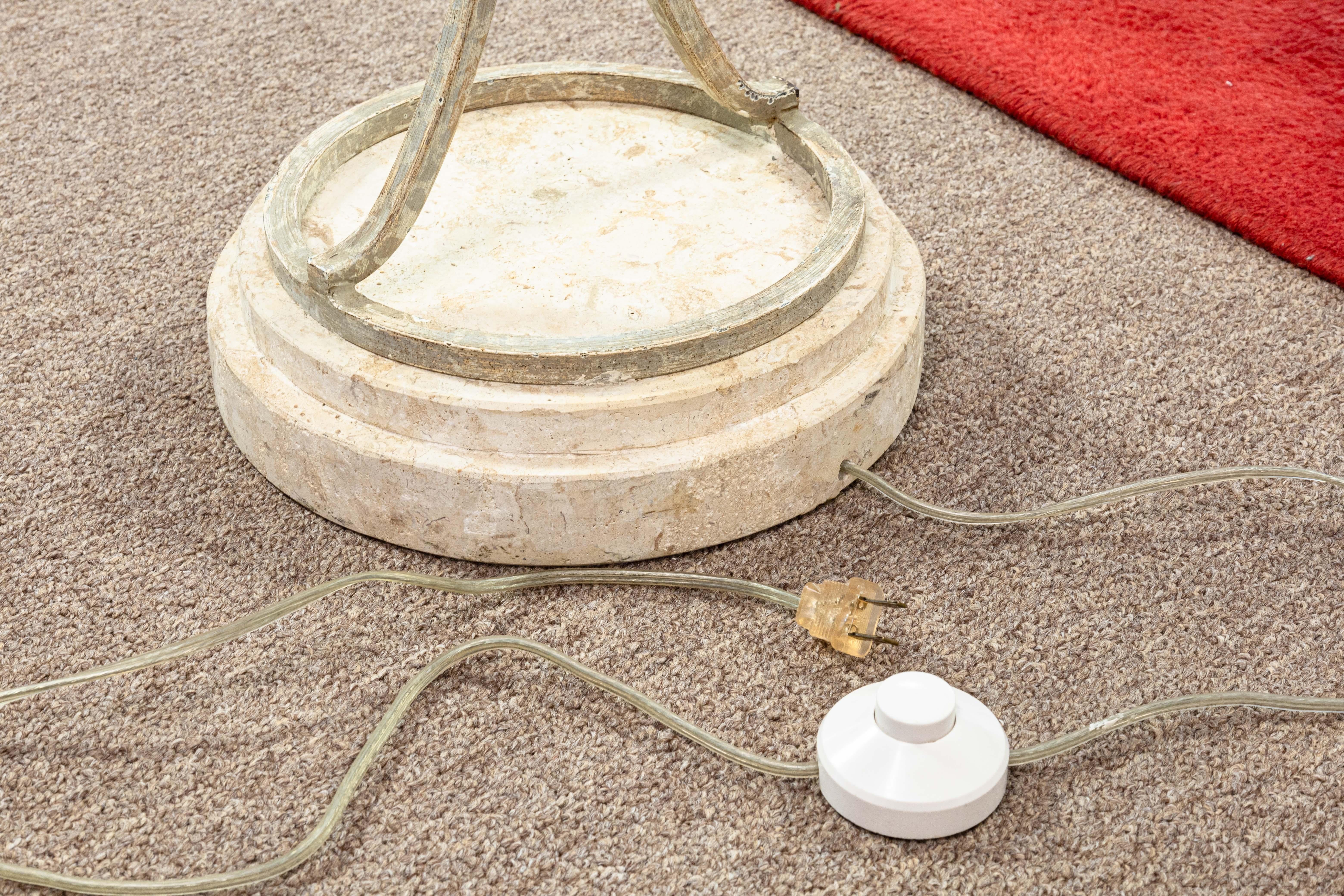 Michael Taylor Attributed Contemporary Modern Travertine and Metal Floor Lamp (lampadaire en travertin et métal) en vente 2