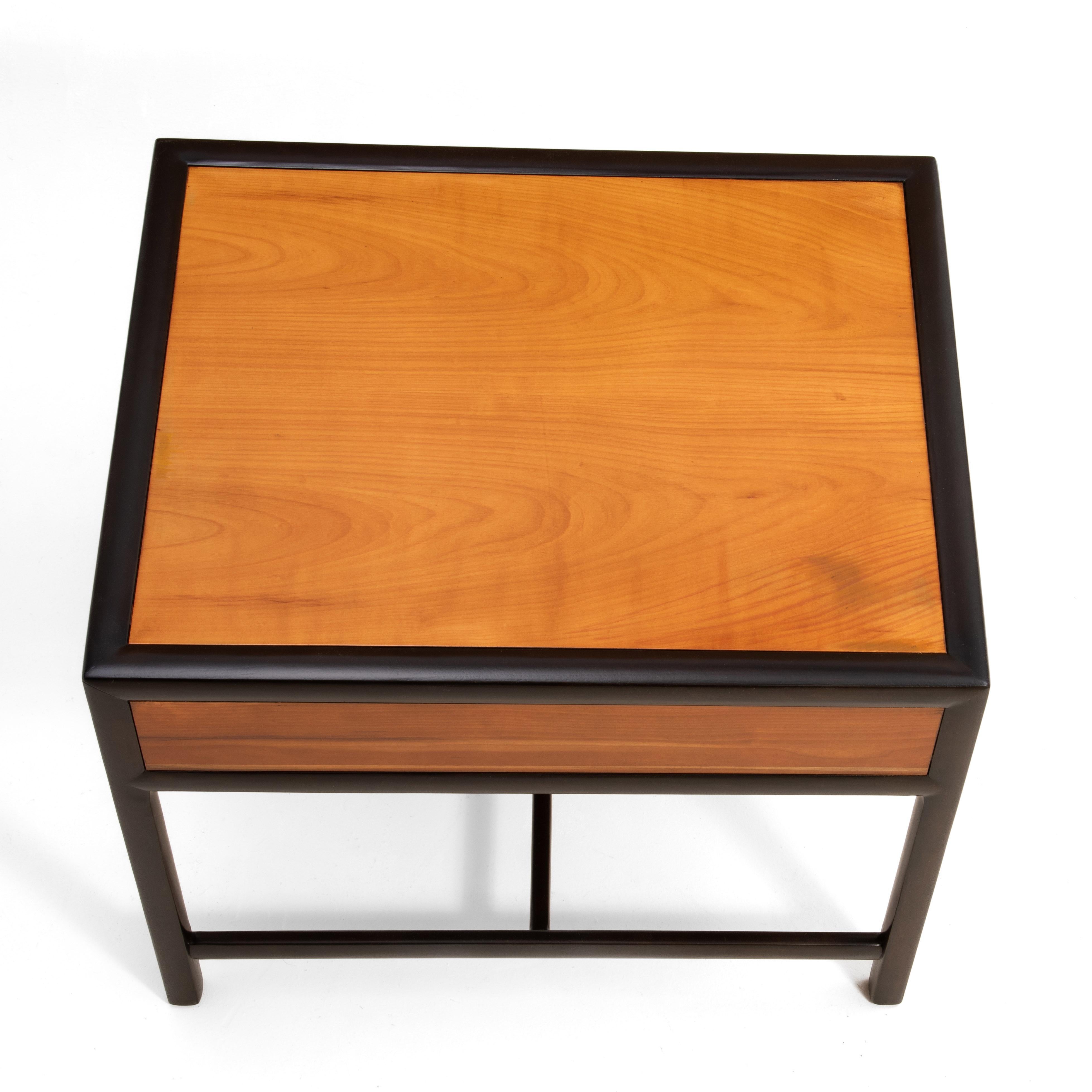 Michael Taylor Baker Möbel New World Collection Two Tone End Table 1950s im Angebot 3