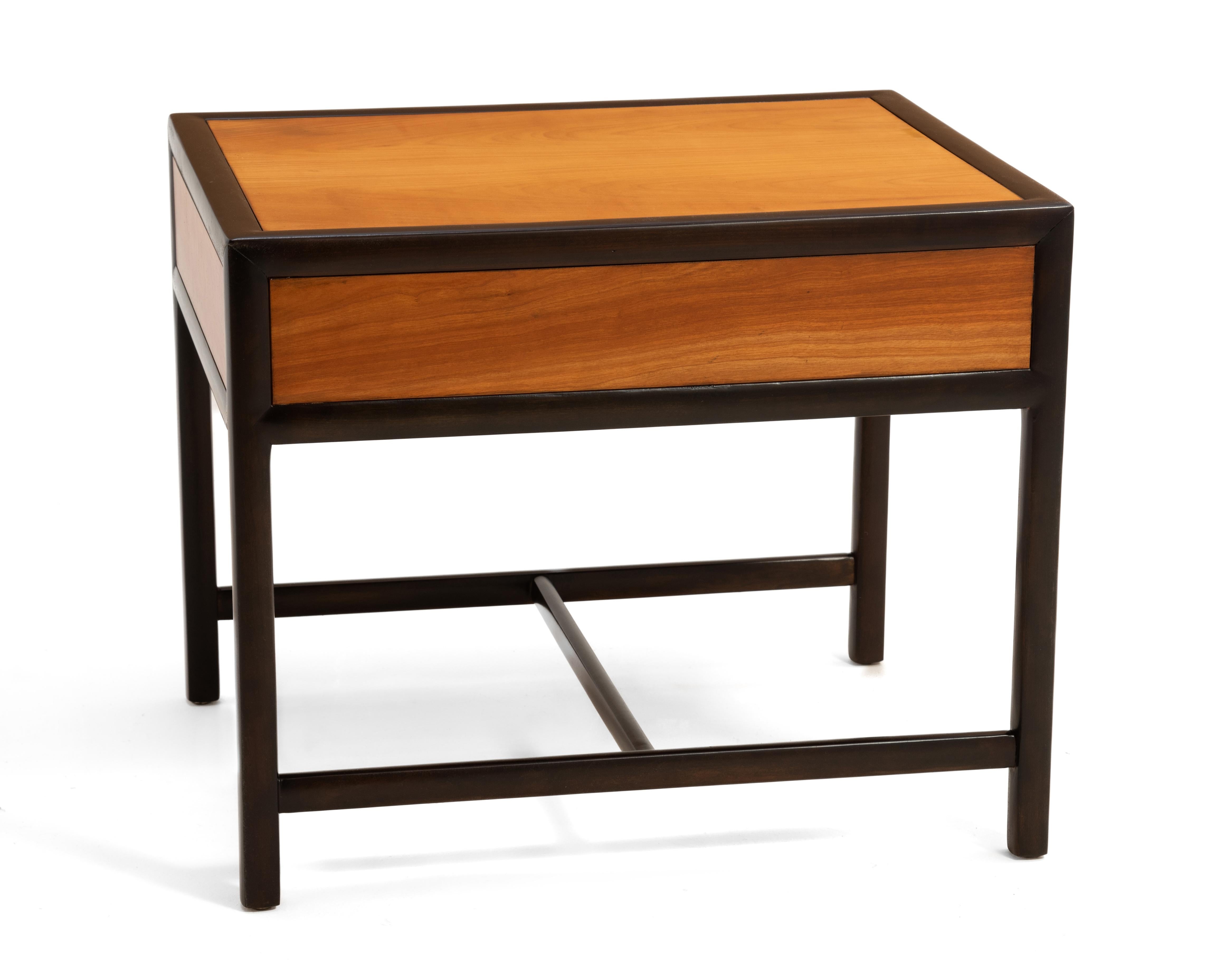 Michael Taylor Baker Möbel New World Collection Two Tone End Table 1950s im Angebot 2