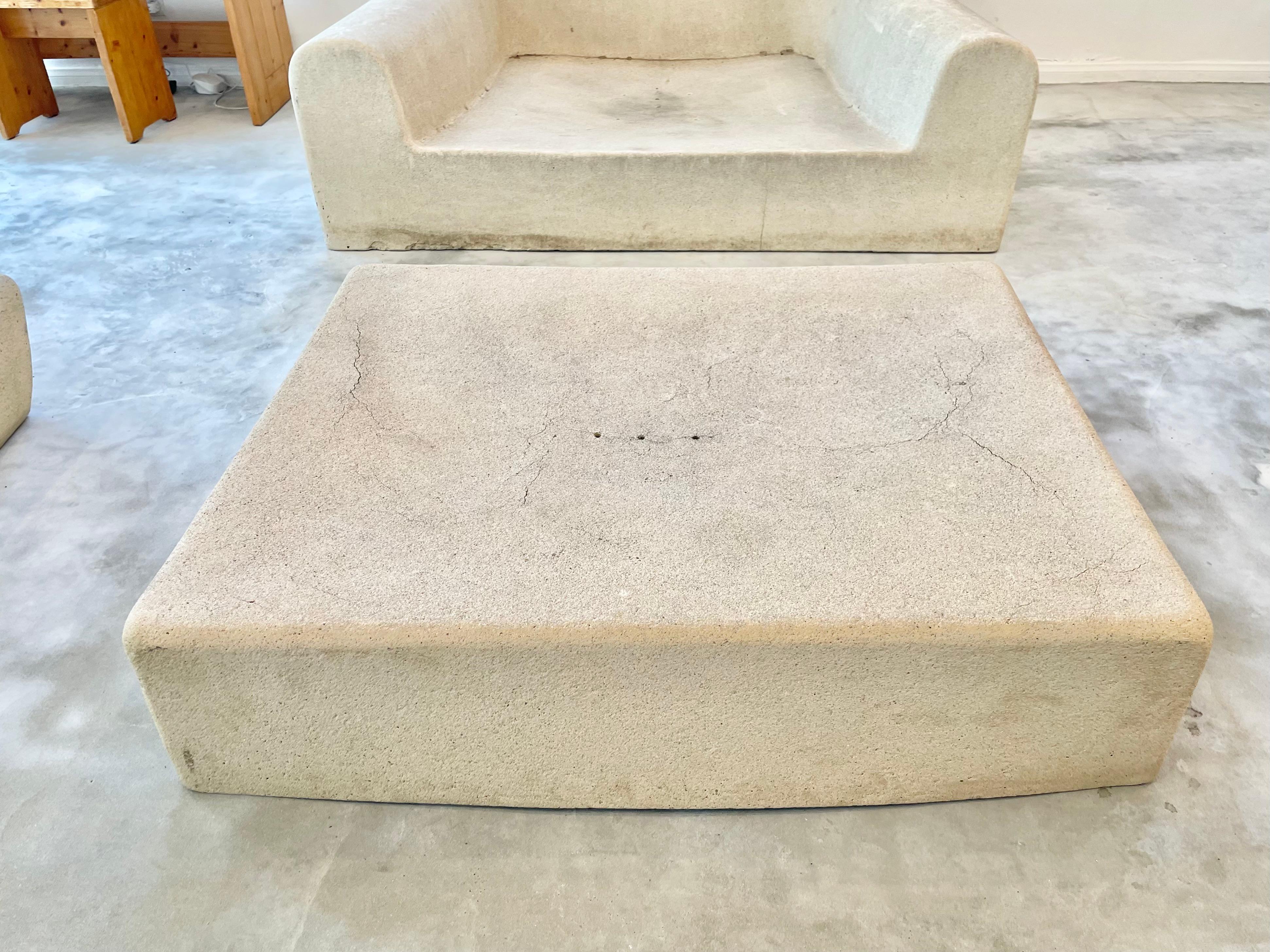 Michael Taylor Concrete and Resin Outdoor Furniture Set, 1970s USA In Good Condition In Los Angeles, CA