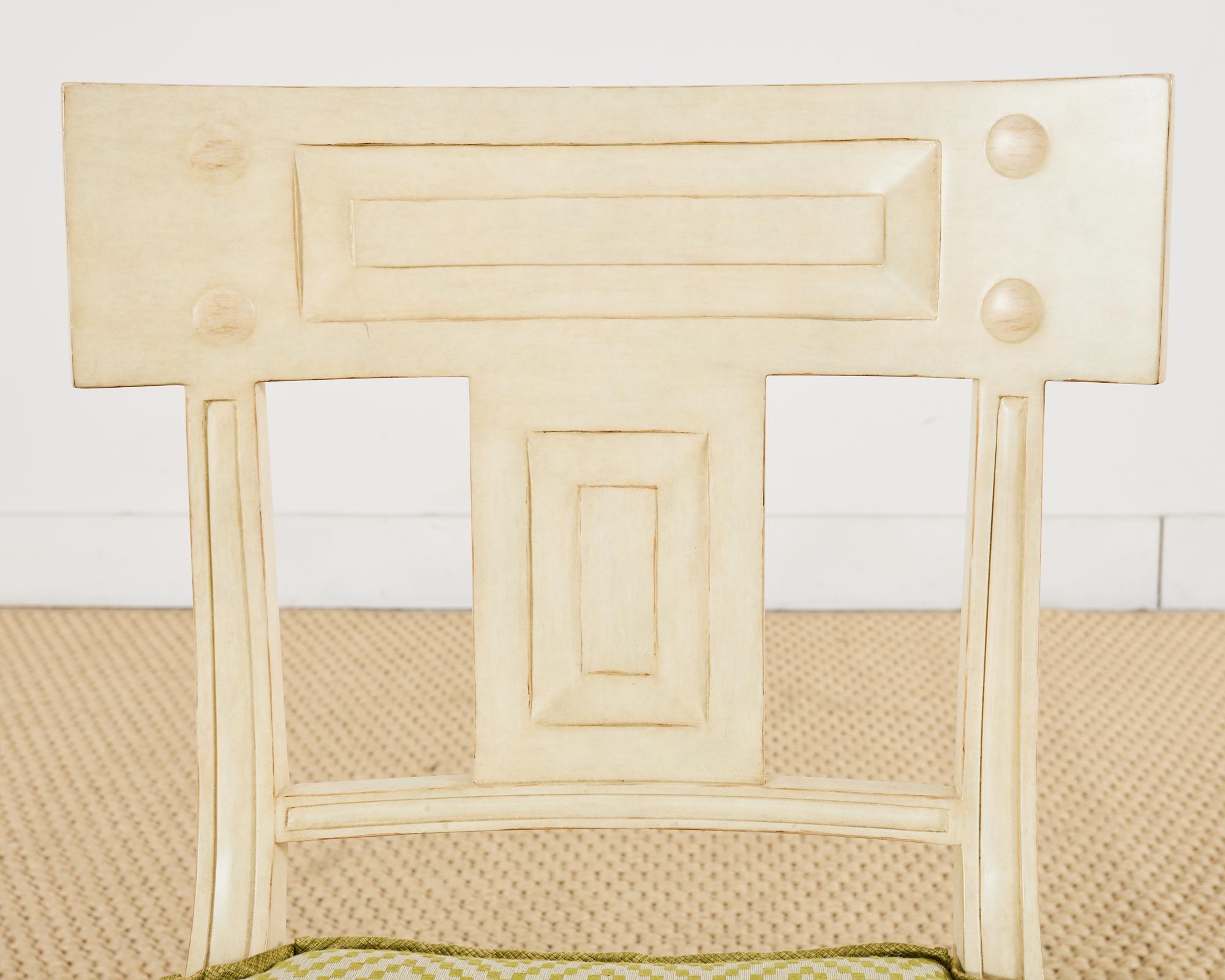 Michael Taylor Designs White Klismos Lacquered Dining Chair In Good Condition For Sale In Rio Vista, CA