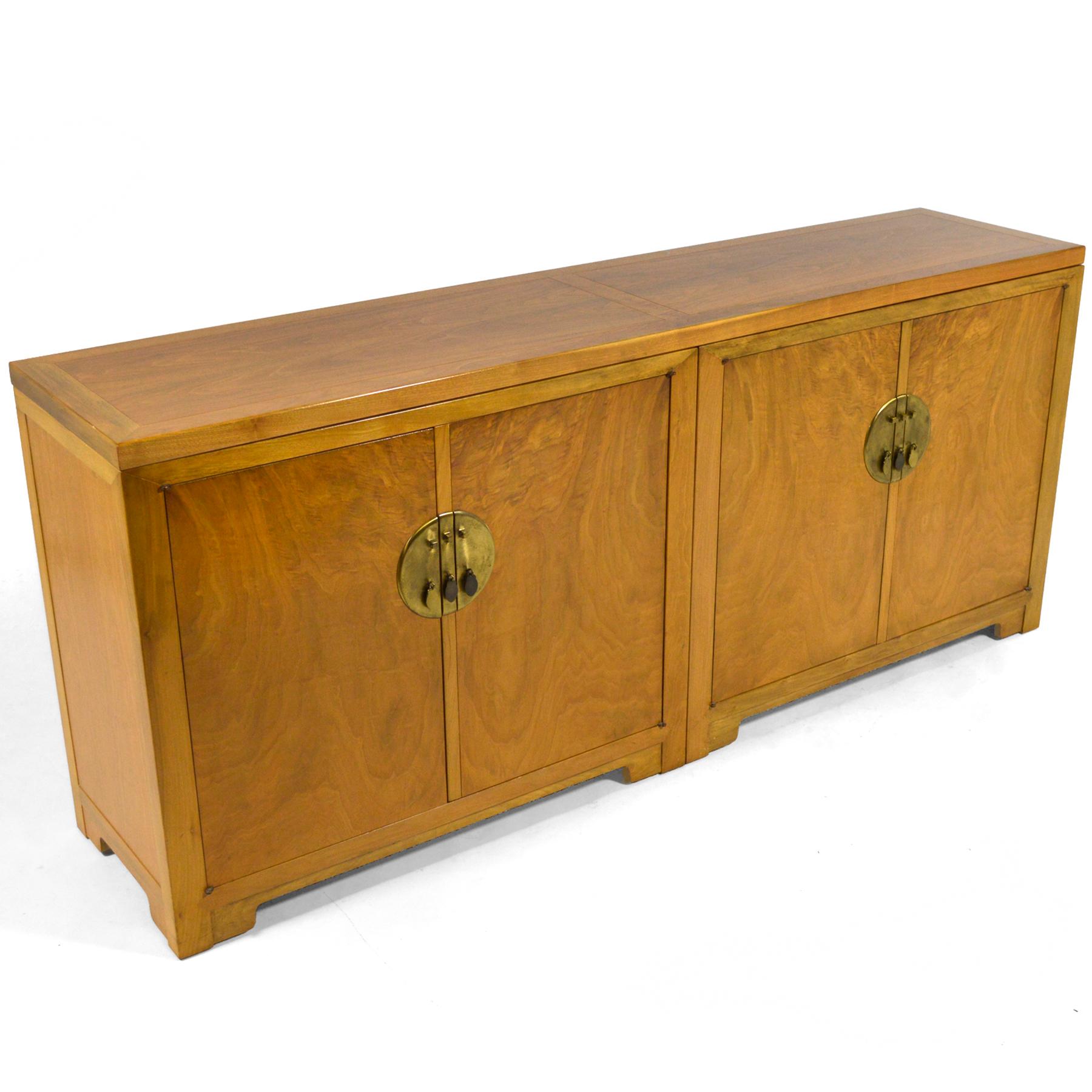 A great design in fantastic original condition, this Michael Taylor credenza by Baker Furniture is part of his 