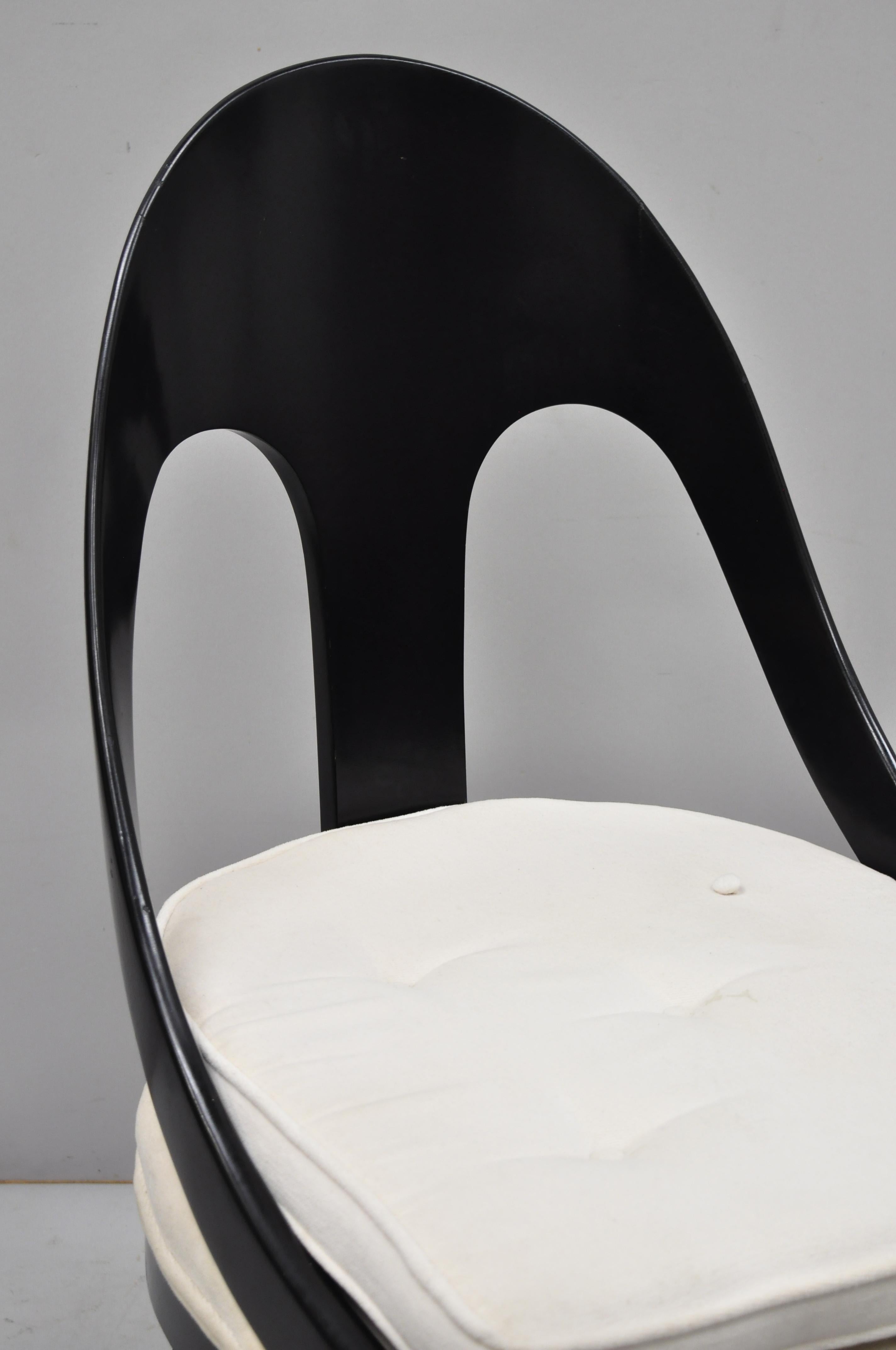 black slipper chair