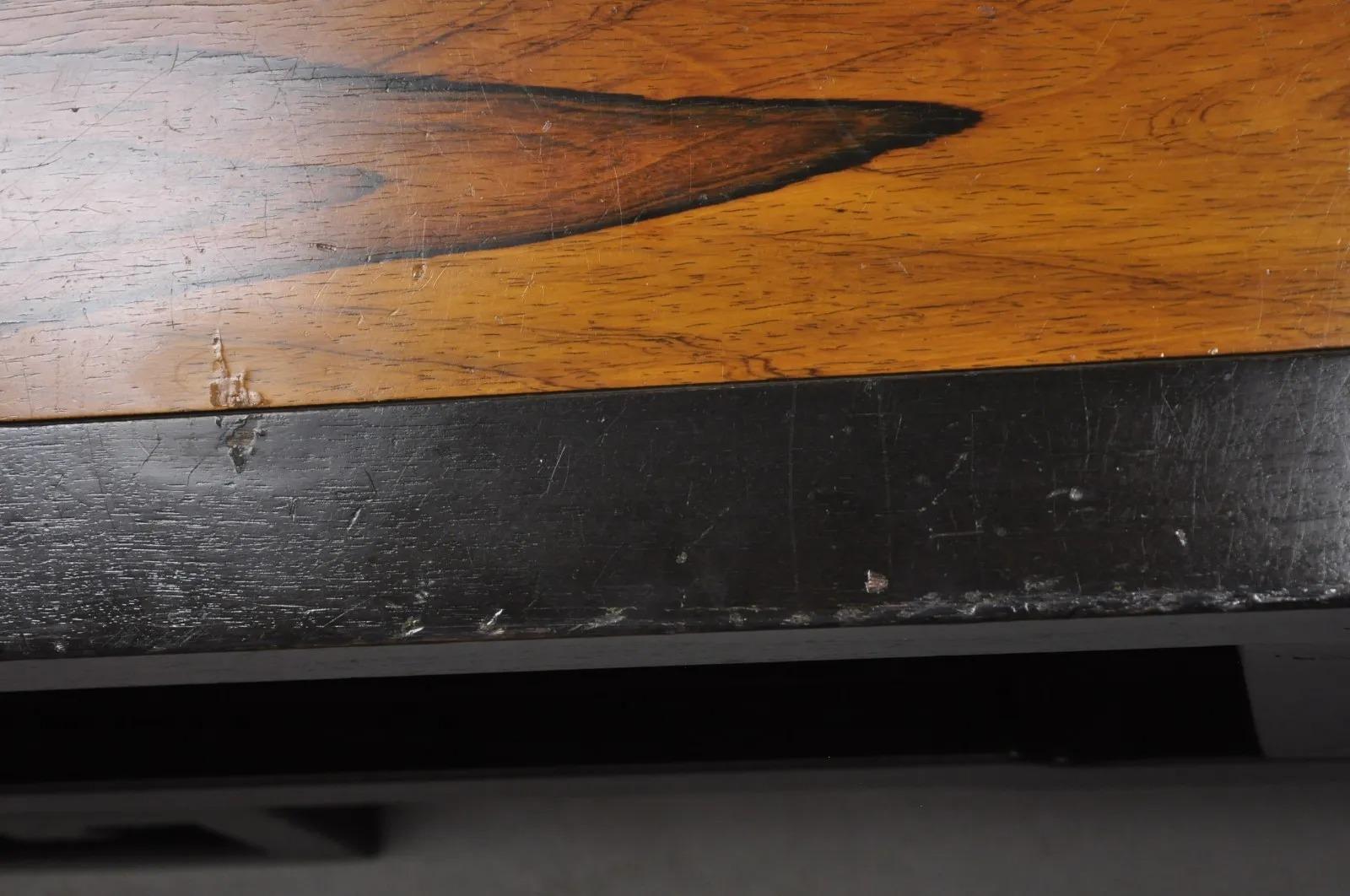 Michael Taylor pour Baker Chinoiserie Rosewood Greek Key table basse noire en vente 1