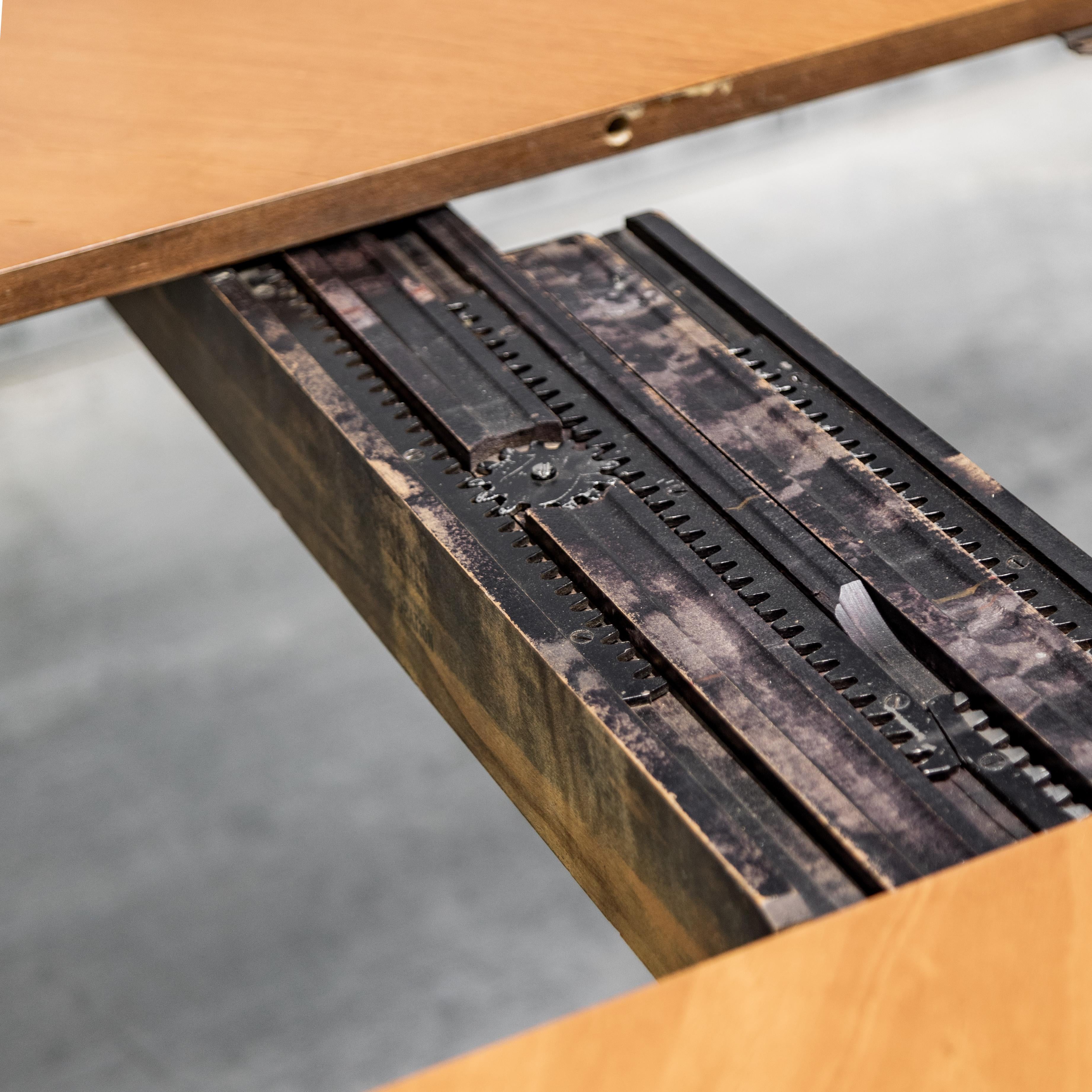 Michael Taylor for Baker  Elliptical Extension Dining Table For Sale 5