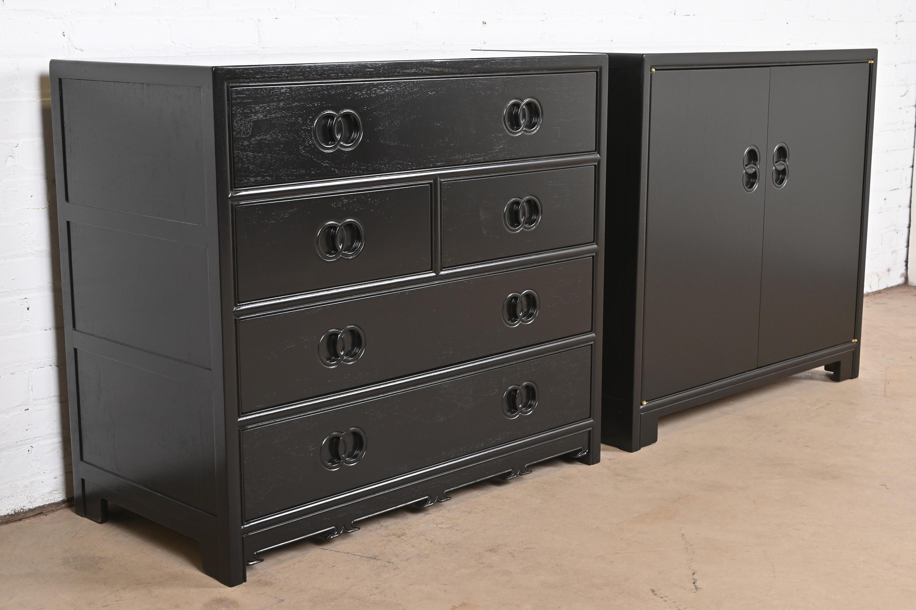 Mid-20th Century Michael Taylor for Baker Far East Collection Black Lacquered Chests of Drawers For Sale
