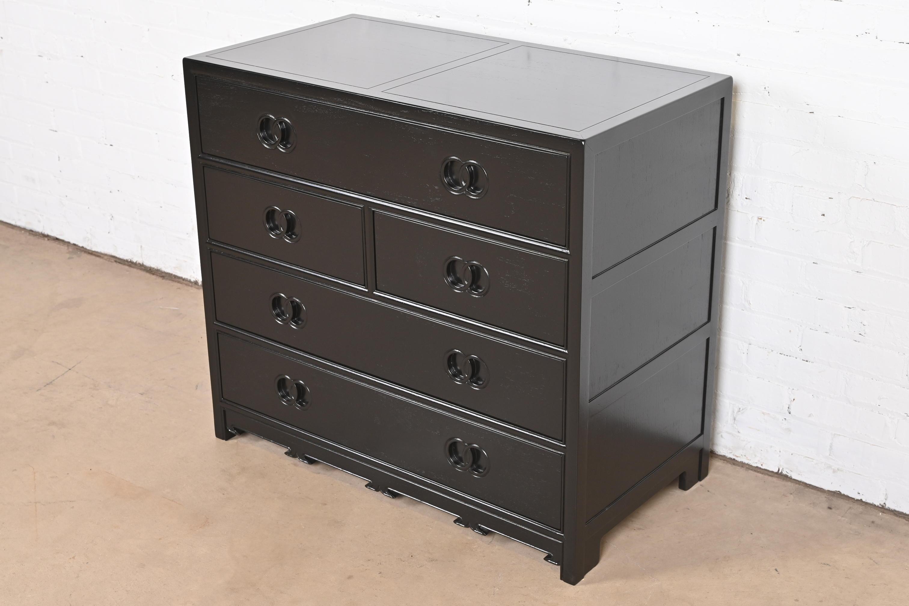Michael Taylor for Baker Far East Collection Black Lacquered Dresser, Refinished In Good Condition For Sale In South Bend, IN