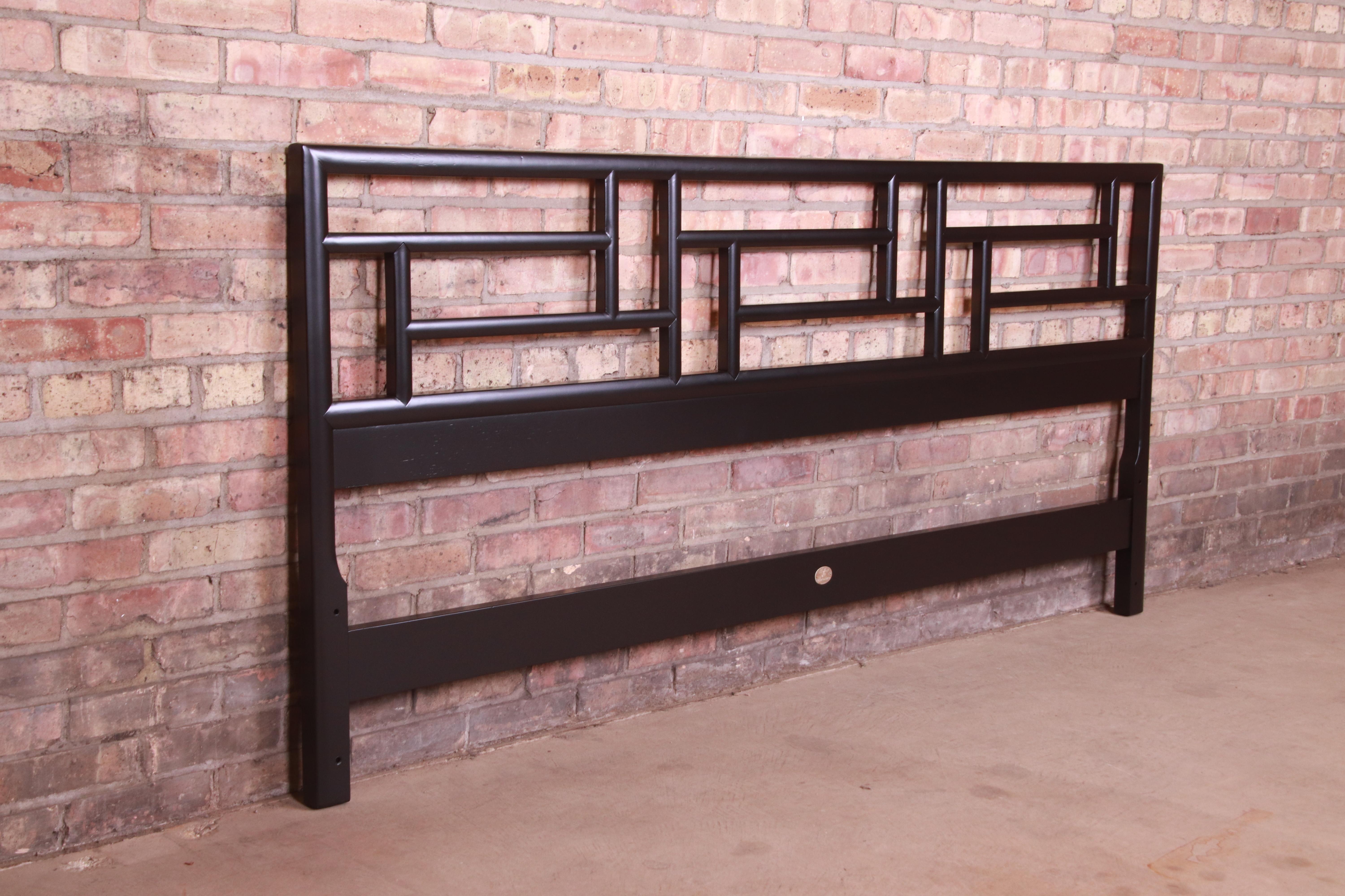 Michael Taylor for Baker Far East Collection Black Lacquered King Size Headboard In Good Condition In South Bend, IN