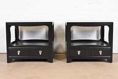 Michael Taylor per Baker Far East Collection Comodini laccati neri, coppia