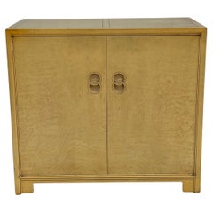 Commodes and Chests of Drawers