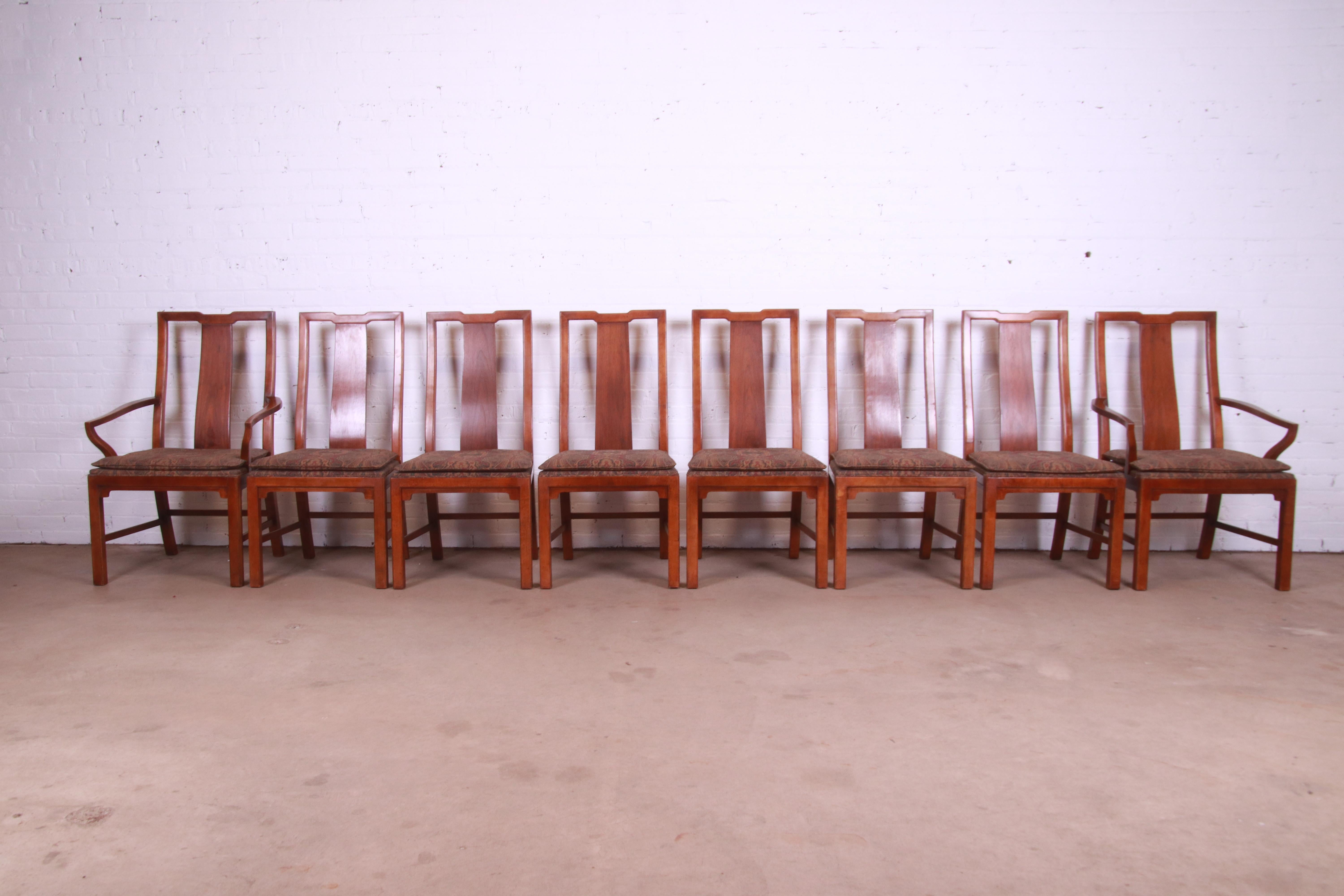 A gorgeous set of eight Mid-Century Modern Hollywood Regency Chinoiserie dining chairs

By Michael Taylor for Baker Furniture, 