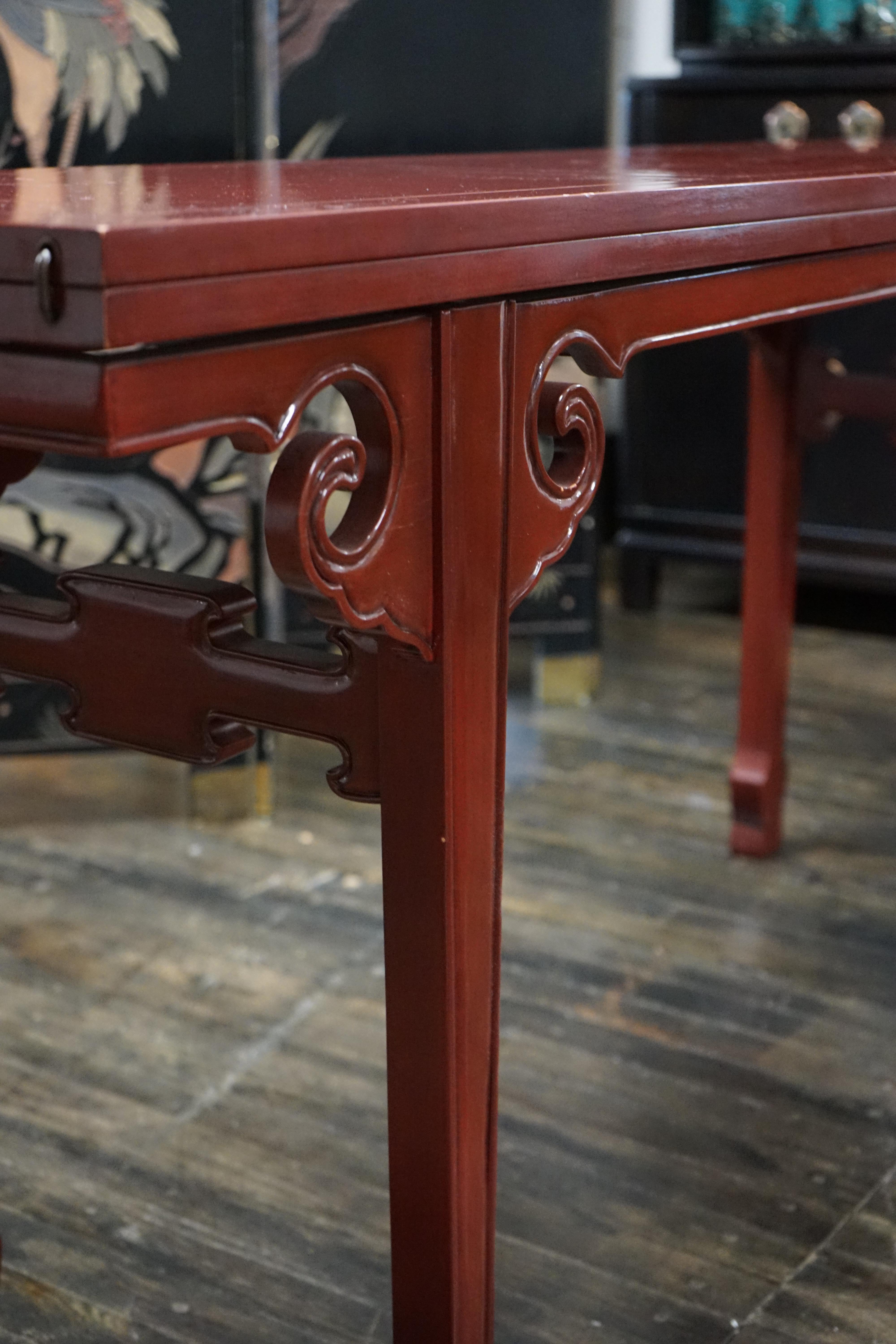 Mid-Century Modern Michael Taylor for Baker Table console extensible Far East en laque oxblood en vente