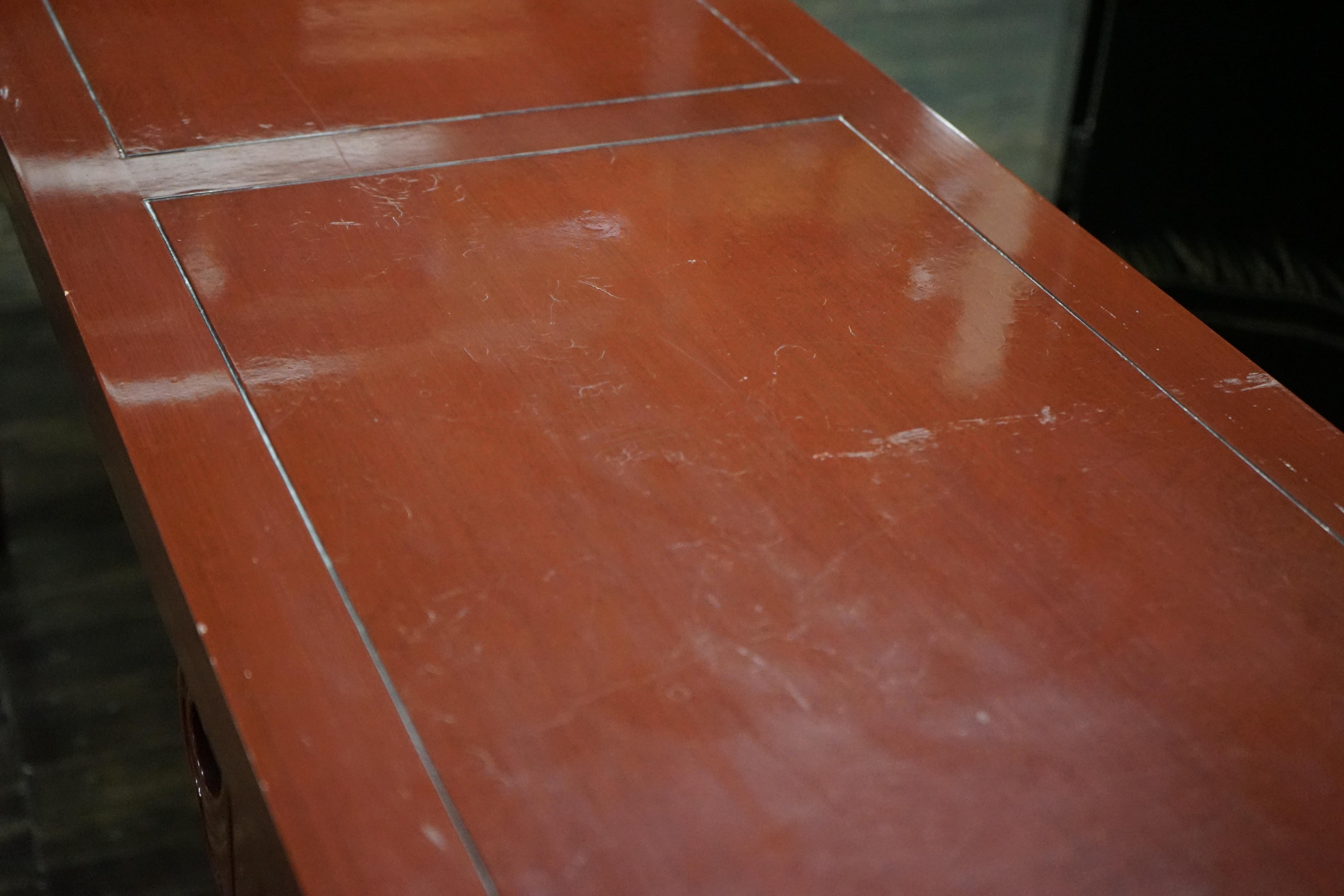 Milieu du XXe siècle Michael Taylor for Baker Table console extensible Far East en laque oxblood en vente