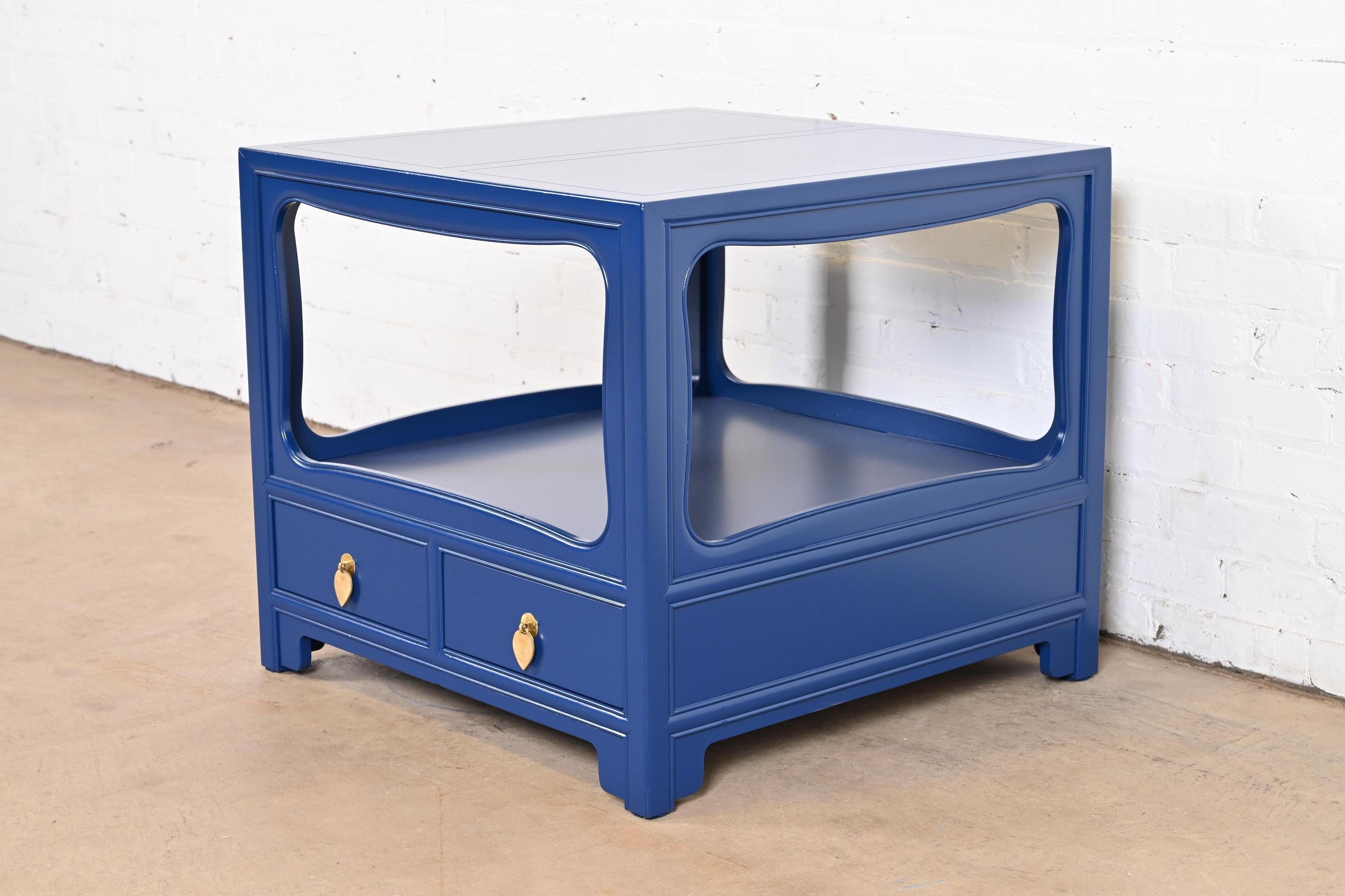 An exceptional mid-century modern Hollywood Regency Chinoiserie nightstand or side table

By Michael Taylor for Baker Furniture, 